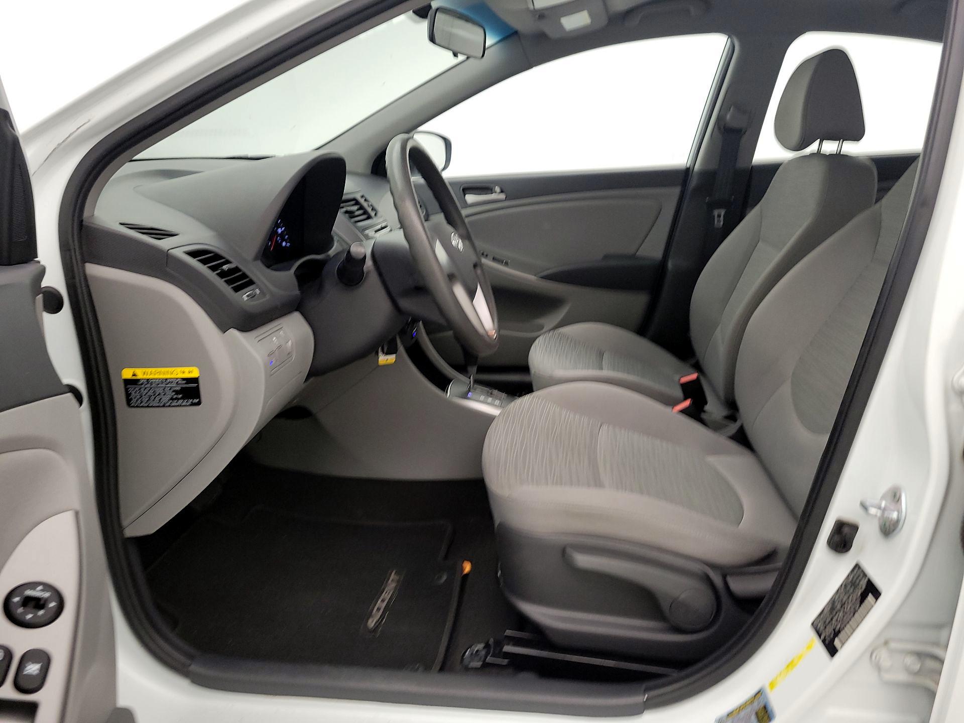 Thumbnail: 2015 Hyundai Accent - 11