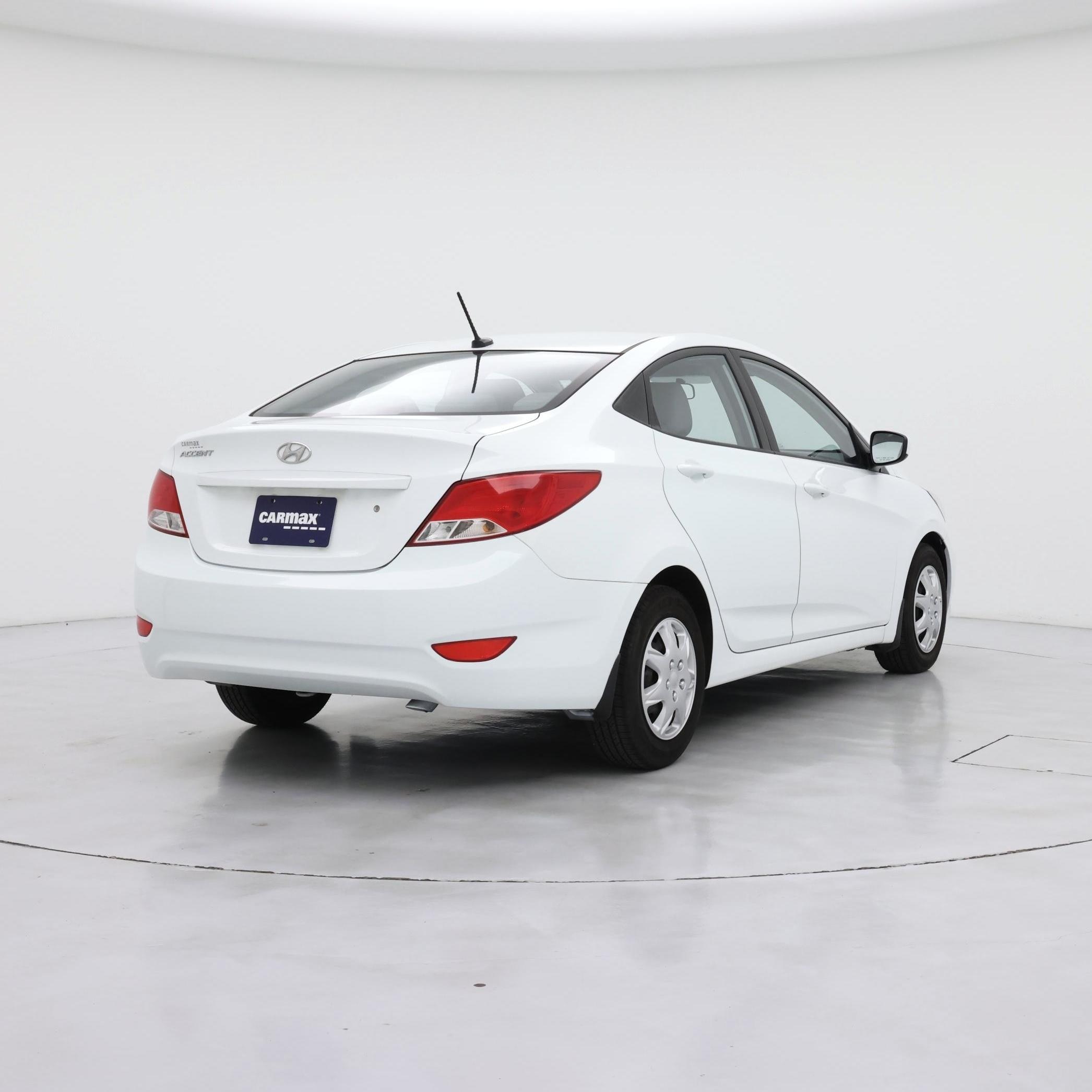 Thumbnail: 2015 Hyundai Accent - 8