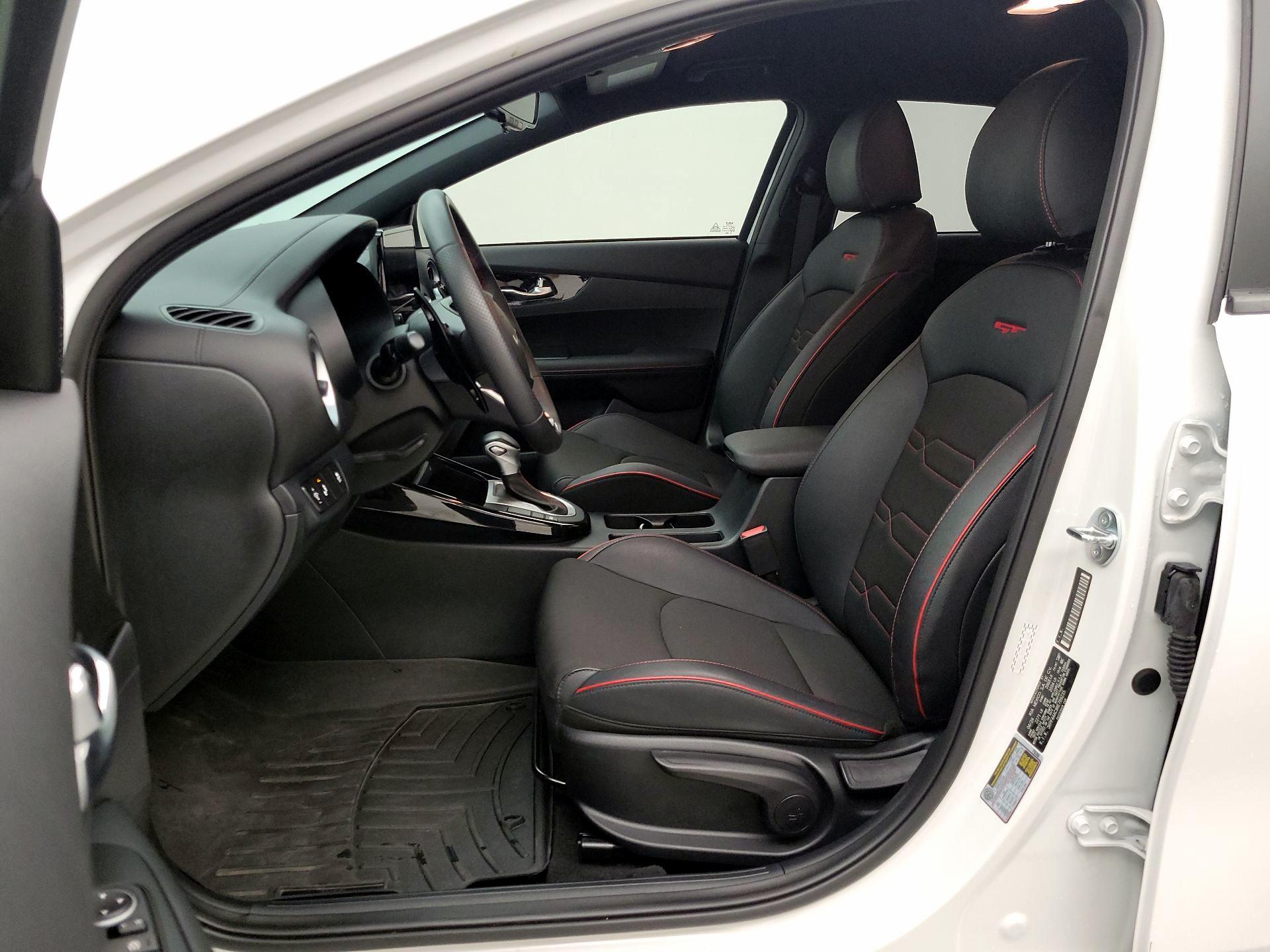 Thumbnail: 2024 Kia Forte - 11