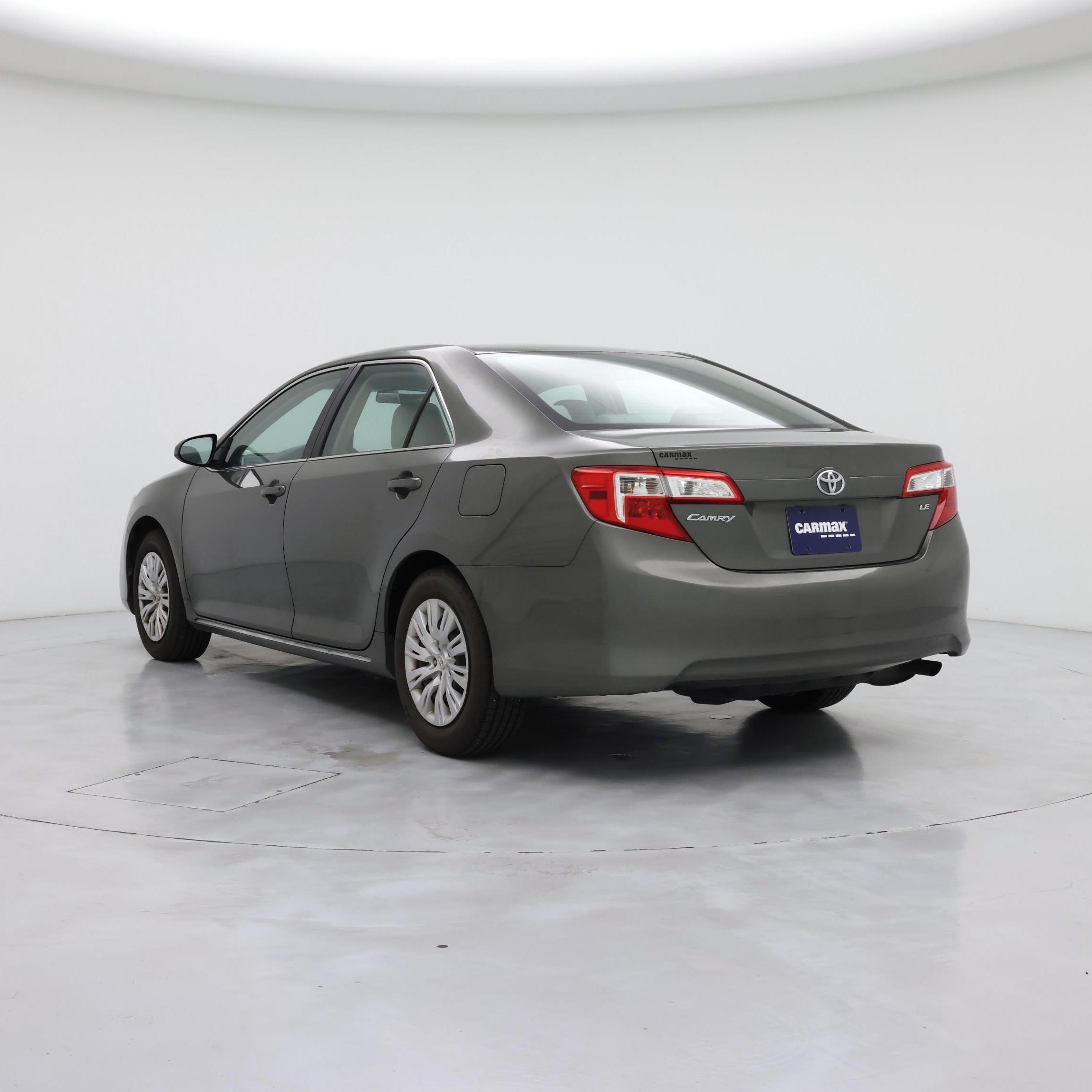 Thumbnail: 2014 Toyota Camry - 2