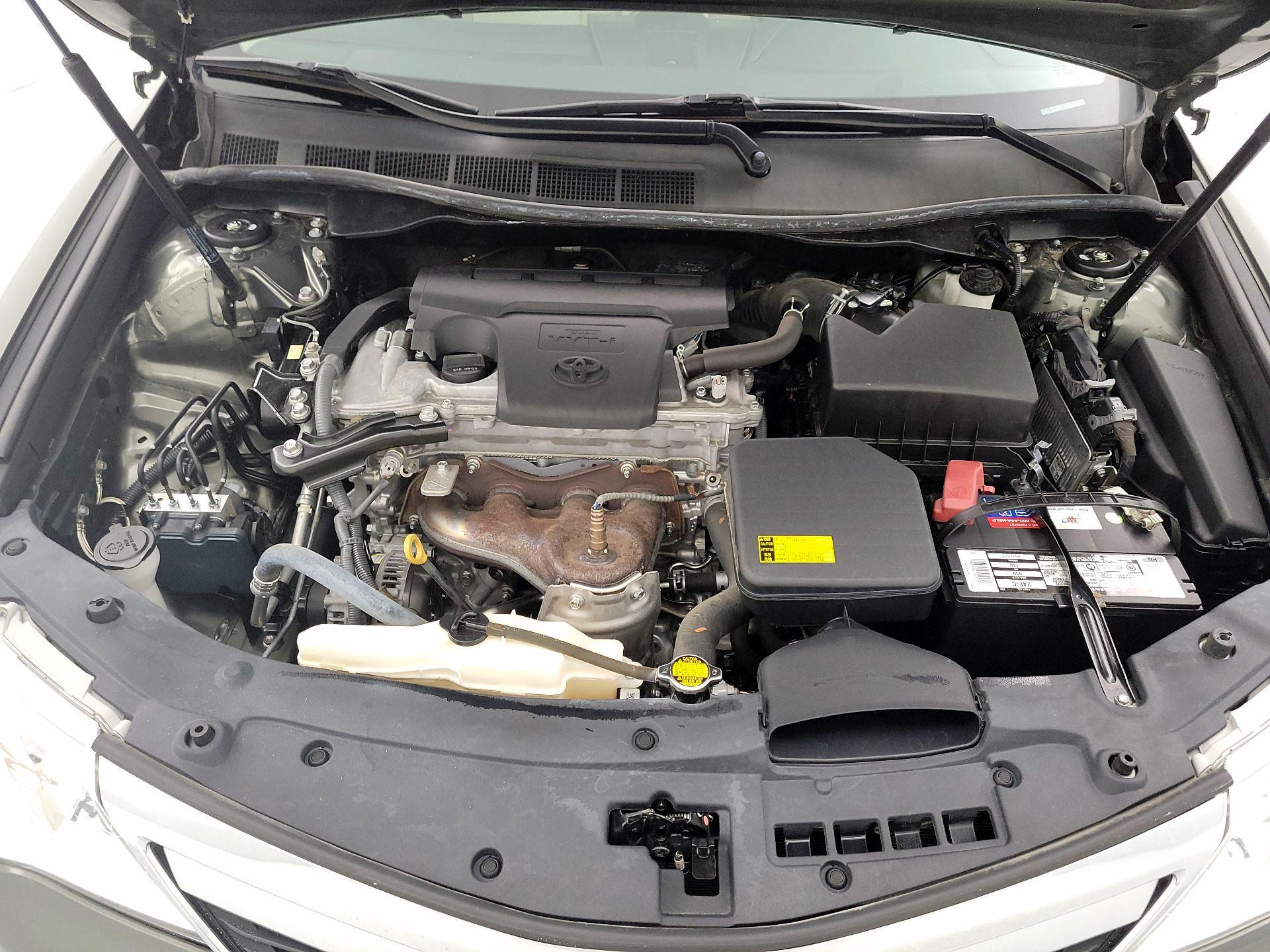 Thumbnail: 2014 Toyota Camry - 19