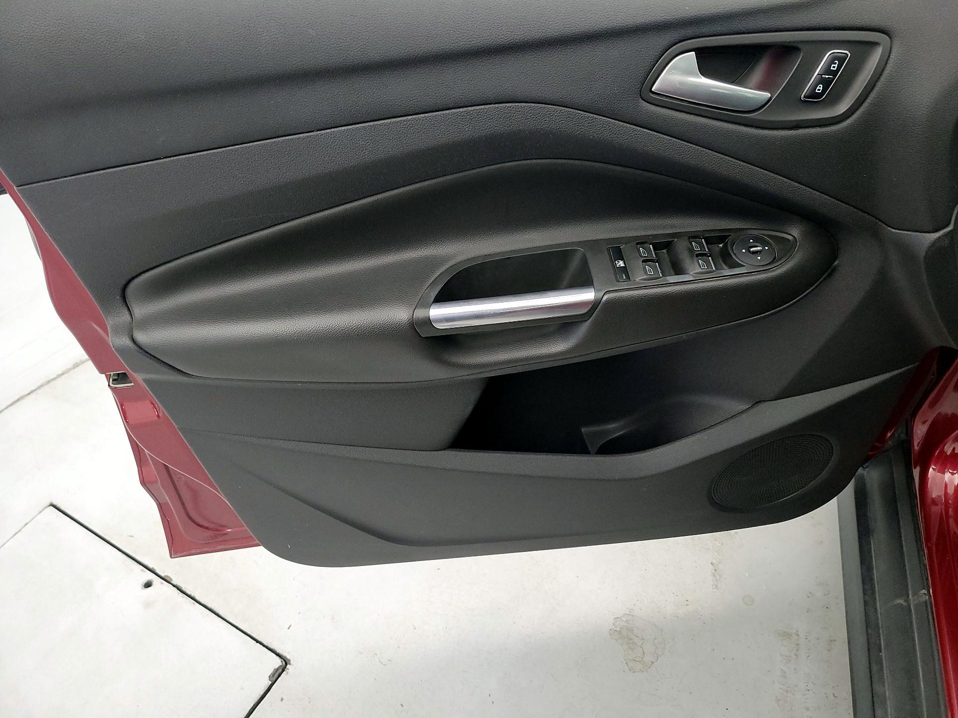 Thumbnail: 2014 Ford C-Max - 12