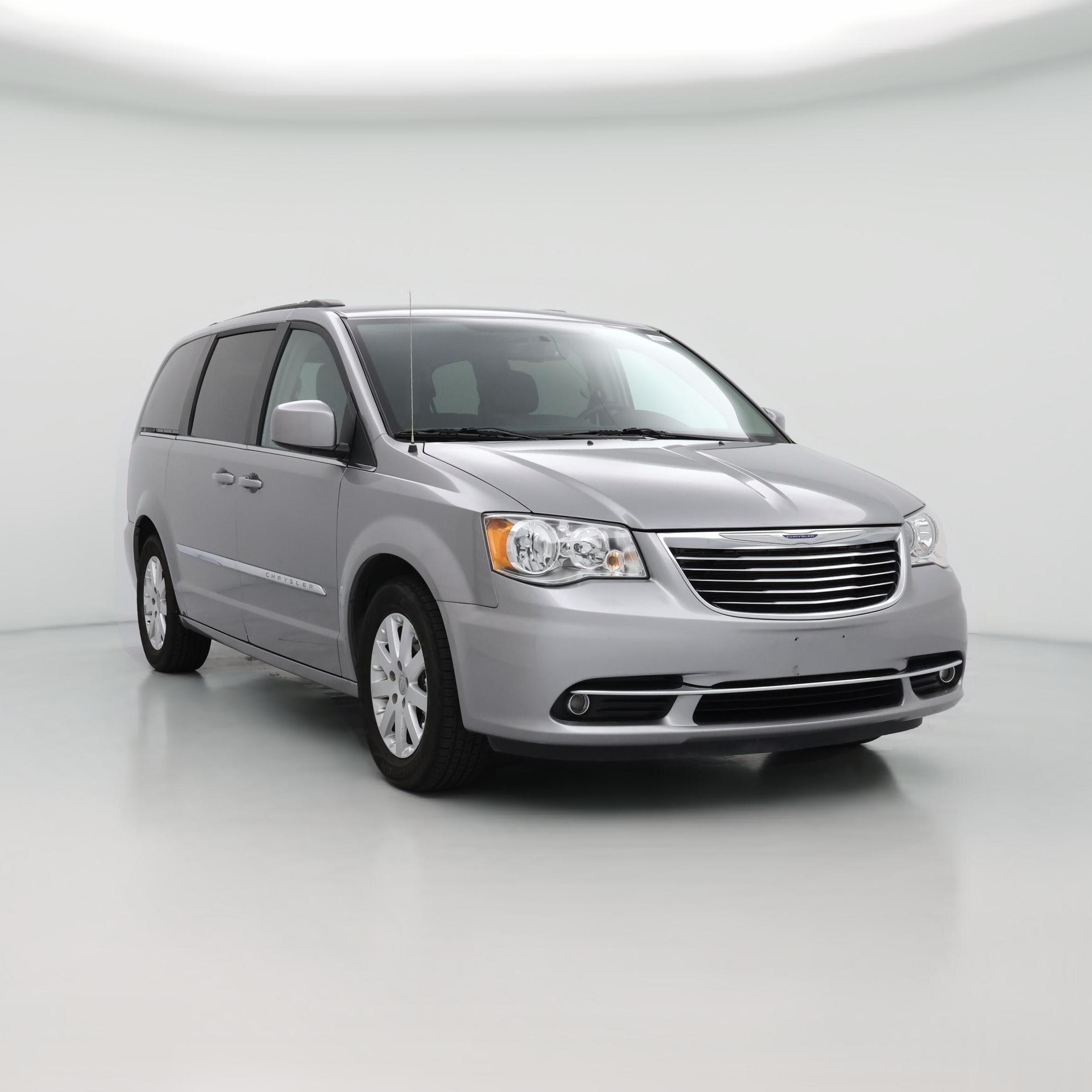 Thumbnail: 2016 Chrysler Town & Country - 1