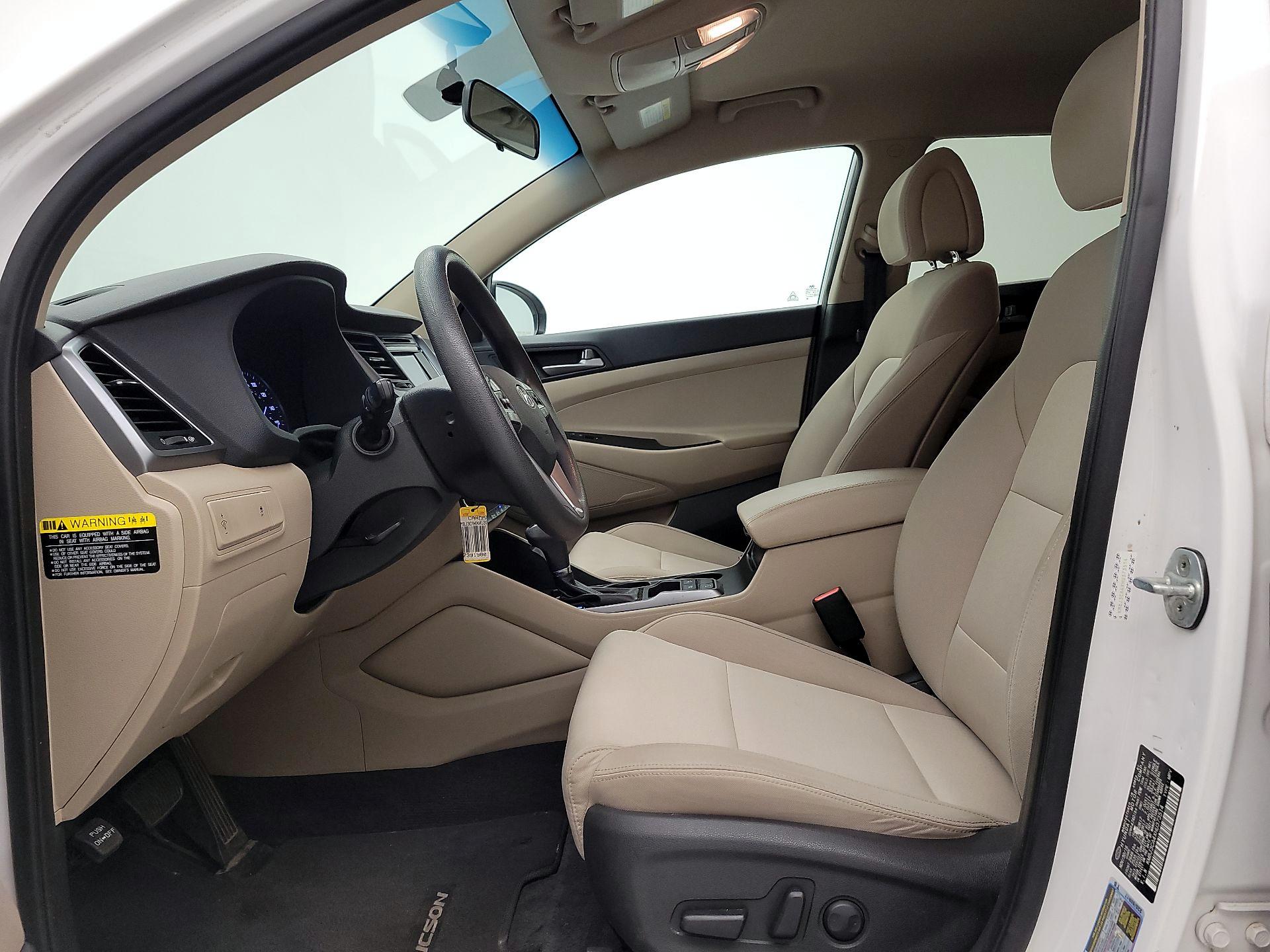 Thumbnail: 2017 Hyundai Tucson - 11