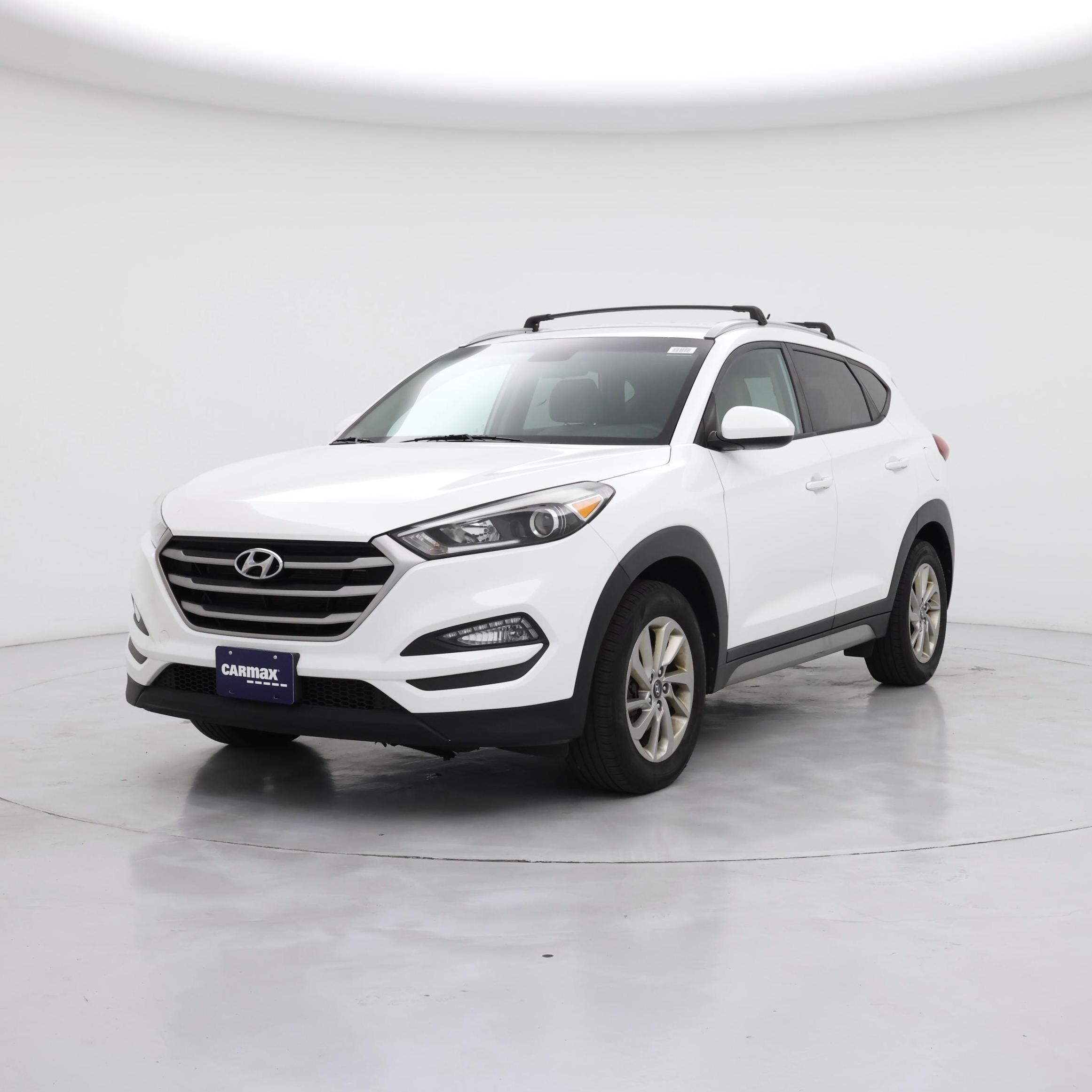 Thumbnail: 2017 Hyundai Tucson - 4