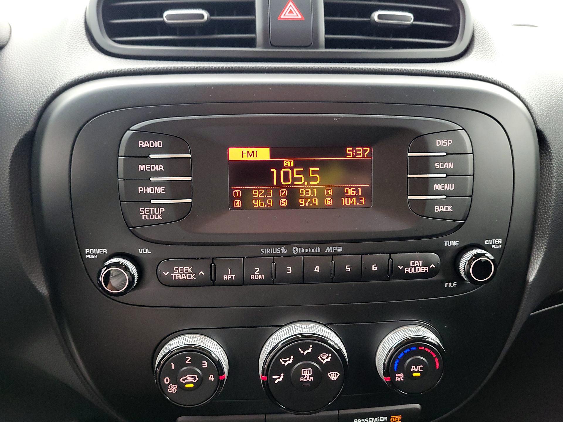 Thumbnail: 2015 Kia Soul - 13