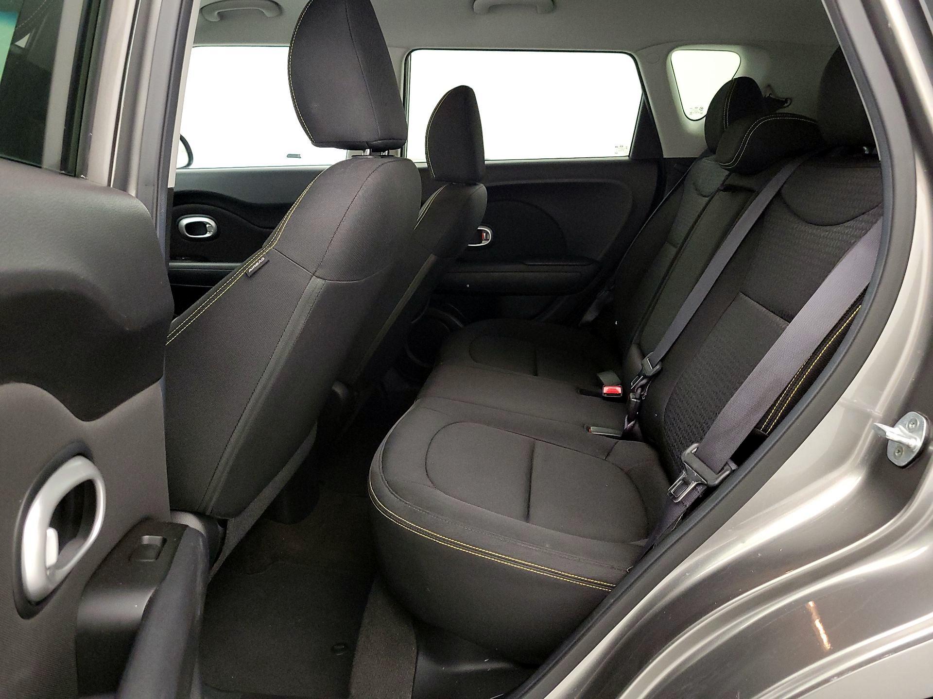 Thumbnail: 2015 Kia Soul - 17