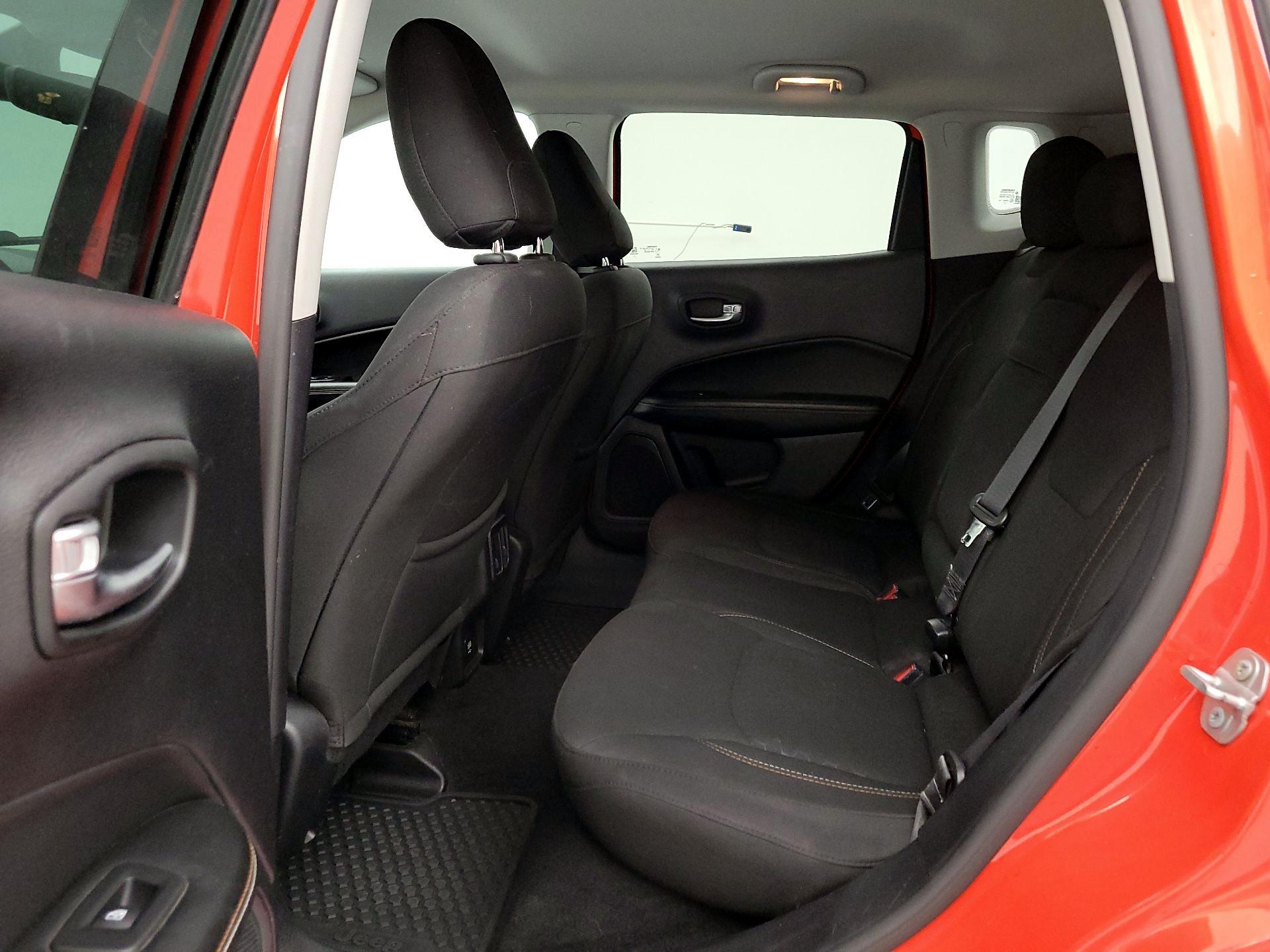 Thumbnail: 2018 Jeep Compass - 17