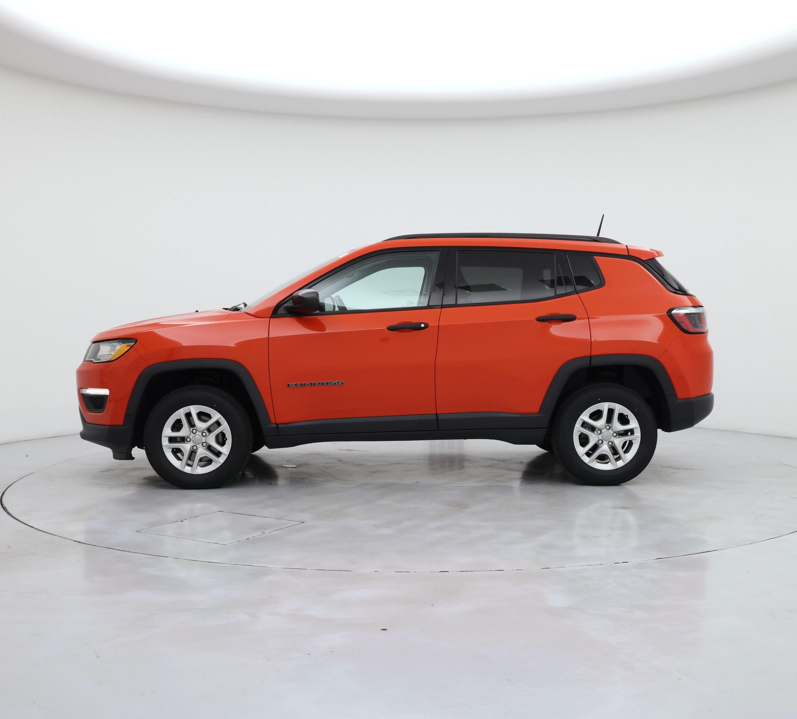 Thumbnail: 2018 Jeep Compass - 3