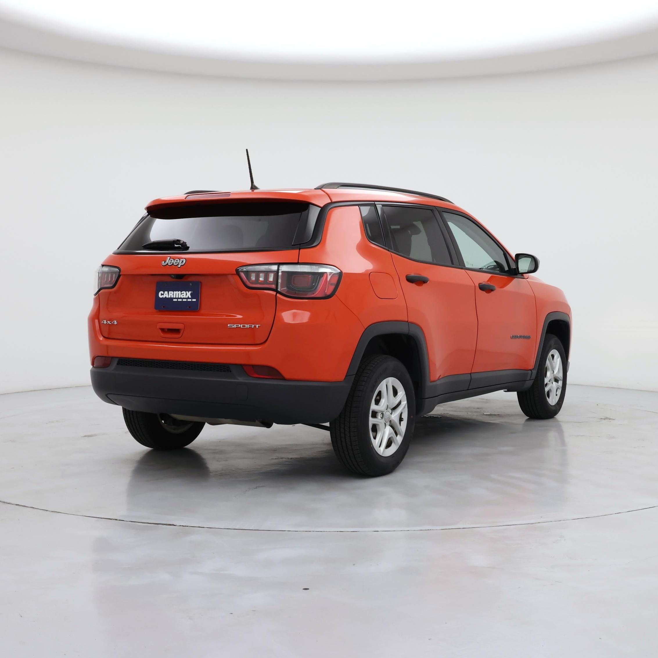 Thumbnail: 2018 Jeep Compass - 8