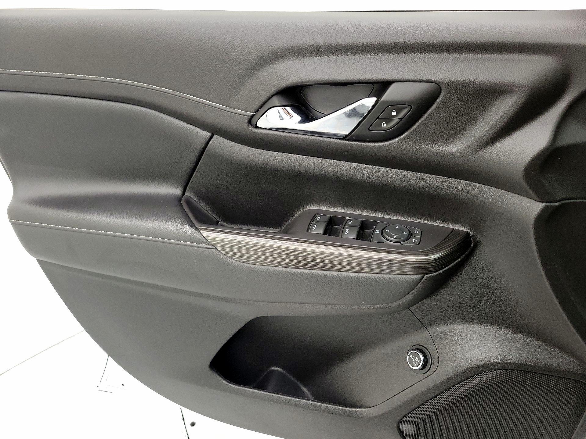 Thumbnail: 2020 GMC Acadia - 12