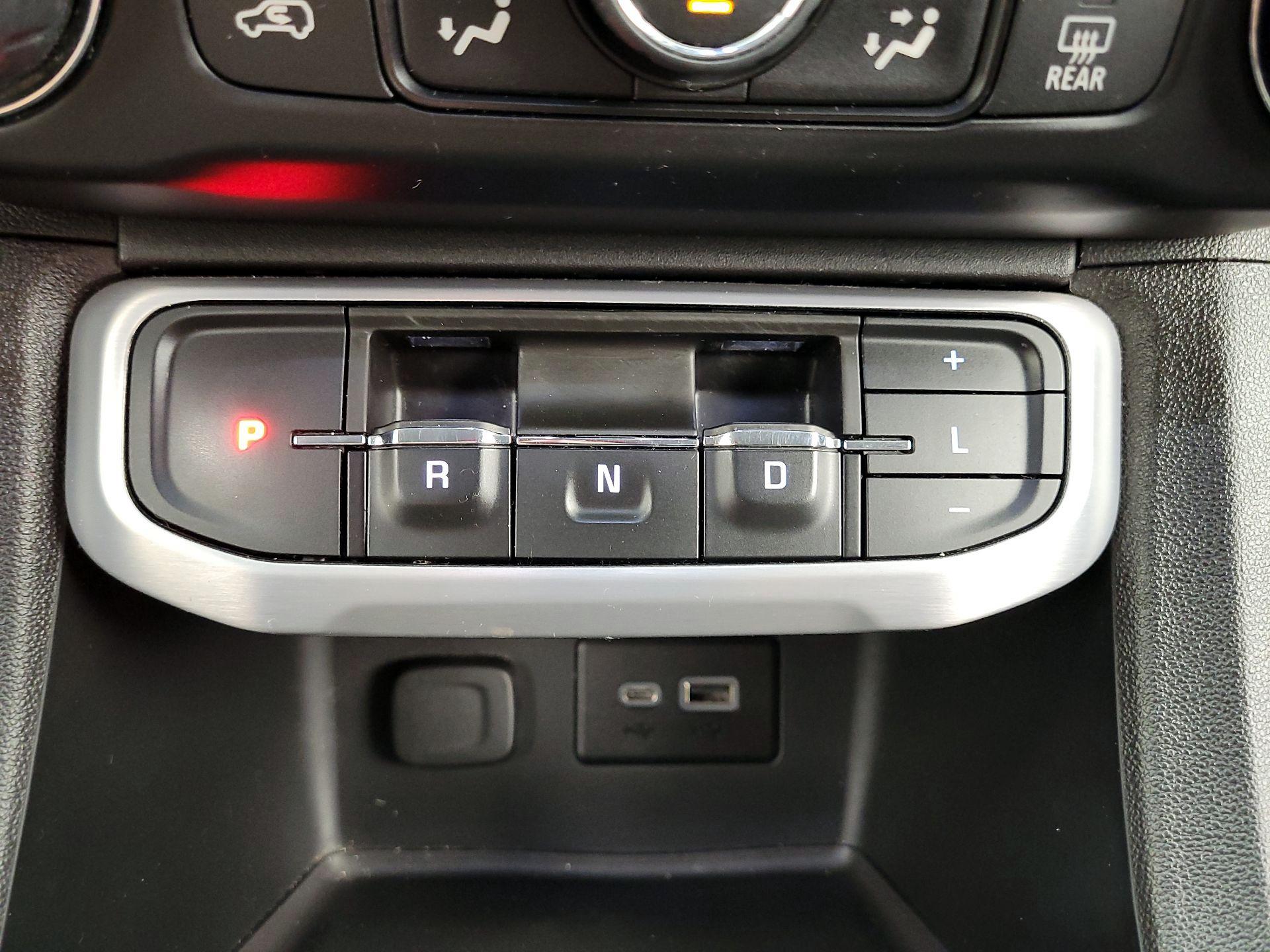 Thumbnail: 2020 GMC Acadia - 17