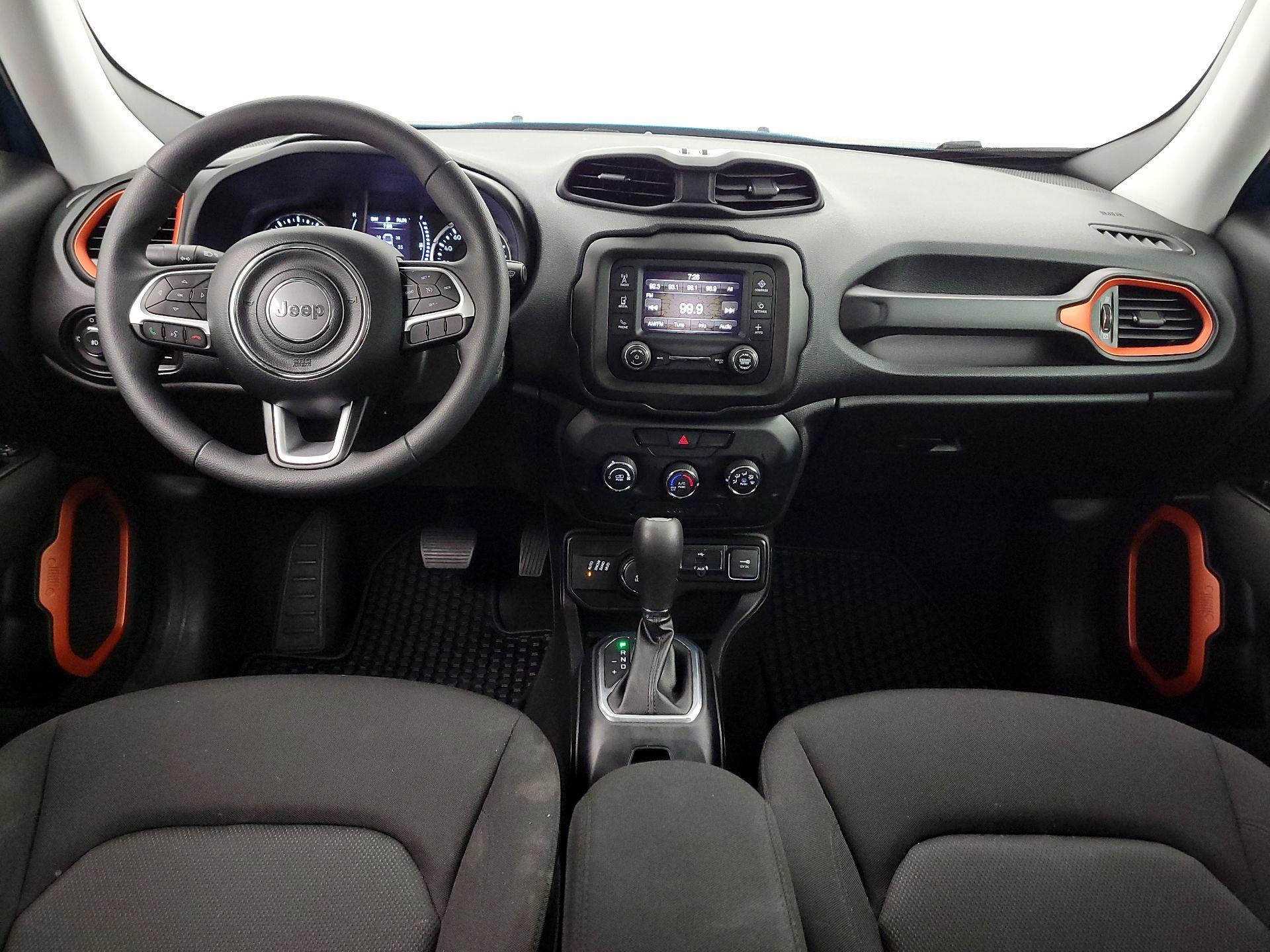 Thumbnail: 2020 Jeep Renegade - 9