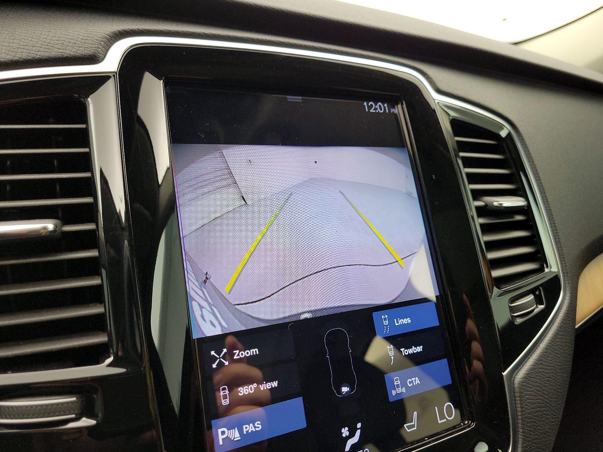 Thumbnail: 2021 Volvo XC90 - 15