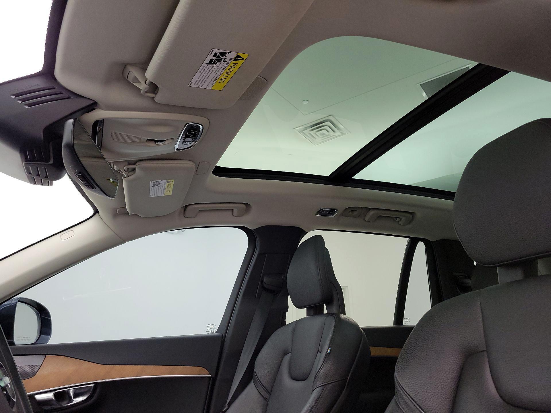 Thumbnail: 2021 Volvo XC90 - 20