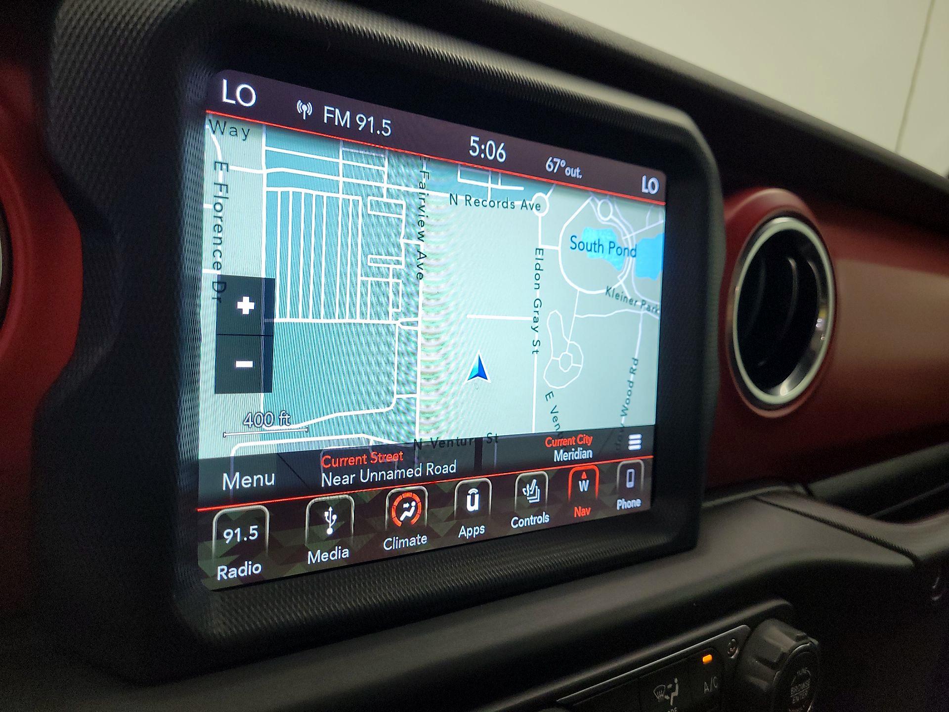 Thumbnail: 2019 Jeep Wrangler - 14