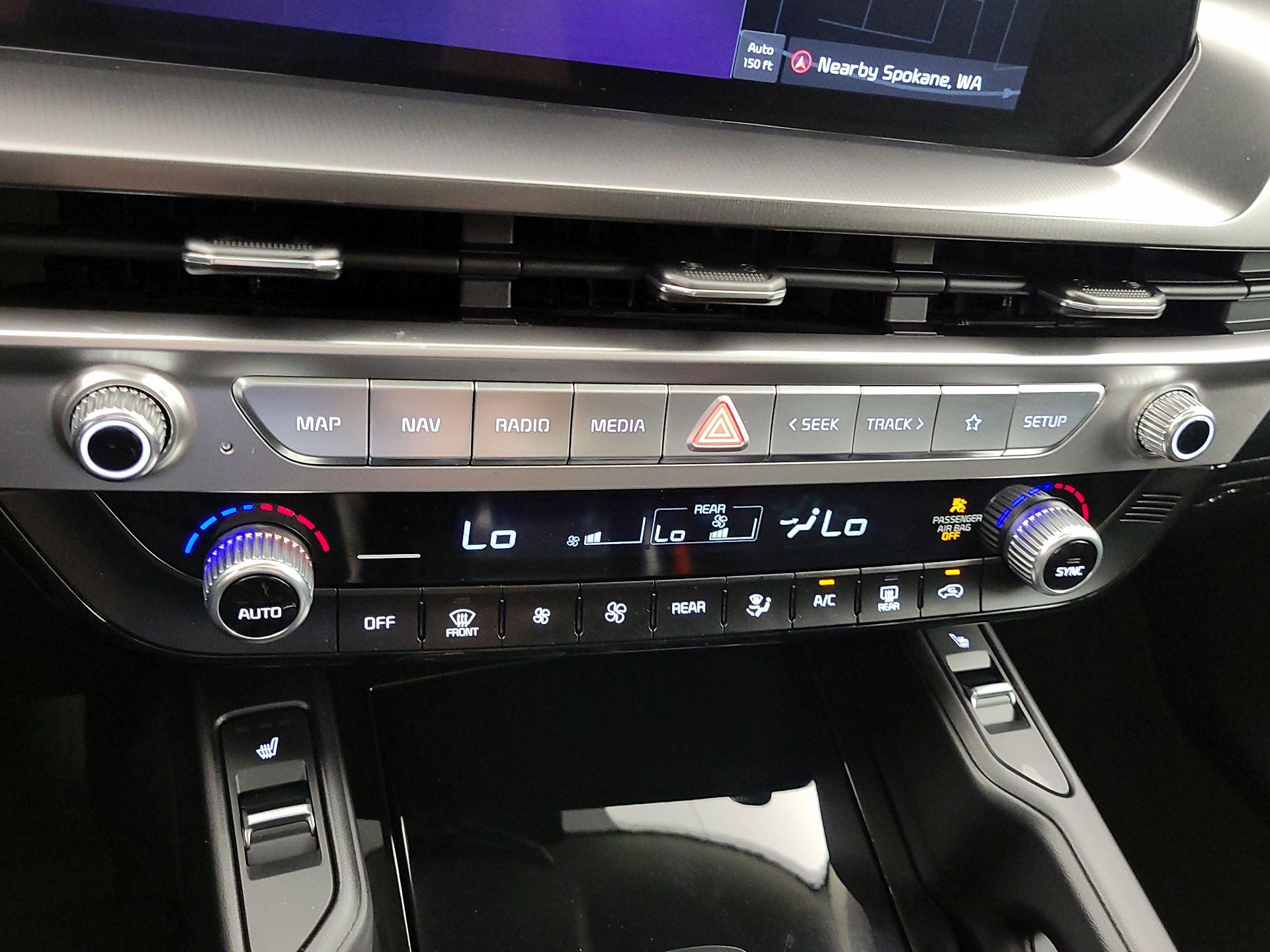 Thumbnail: 2024 Kia Telluride - 17