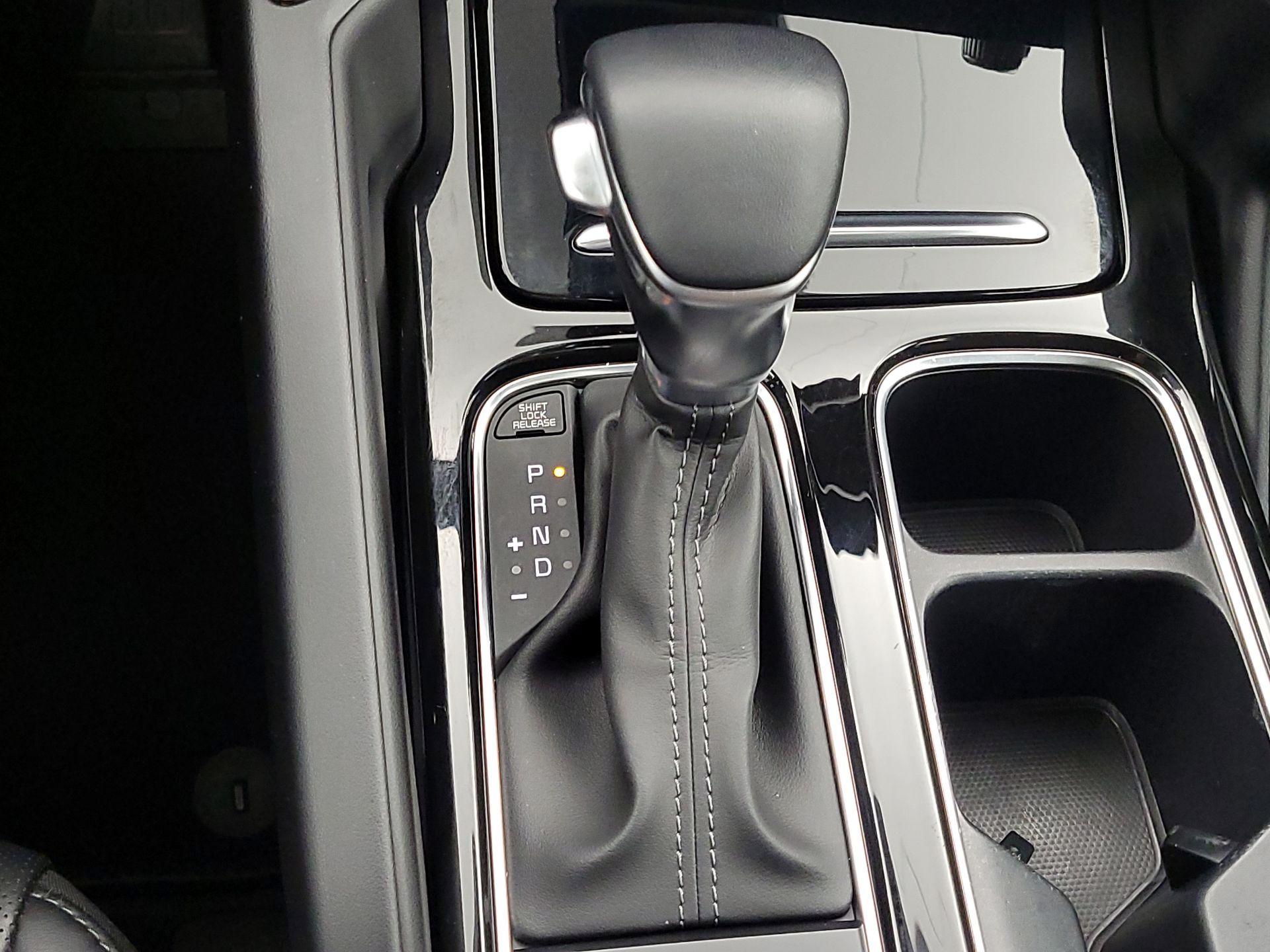 Thumbnail: 2024 Kia Telluride - 18