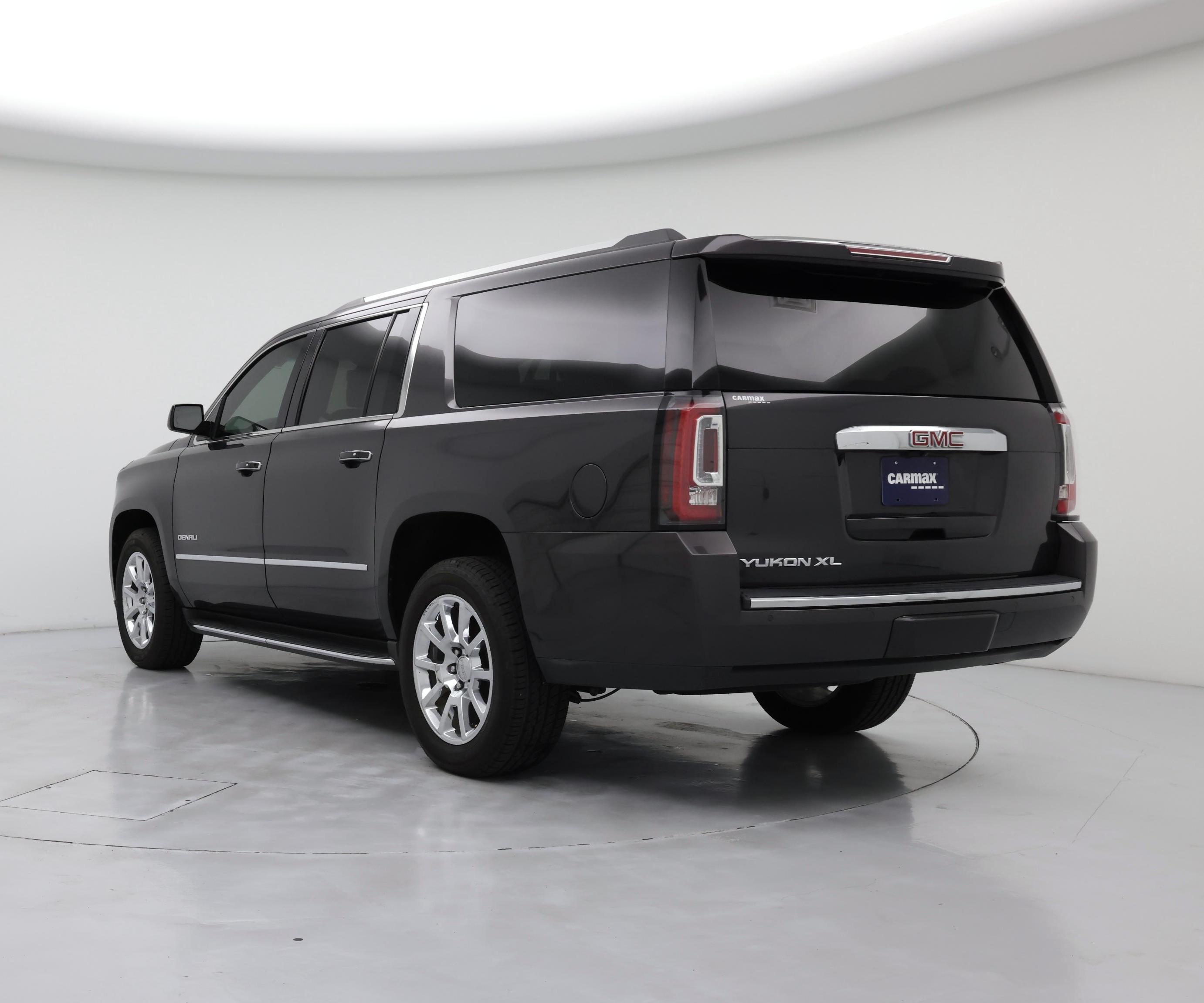 Thumbnail: 2017 GMC Yukon XL - 2