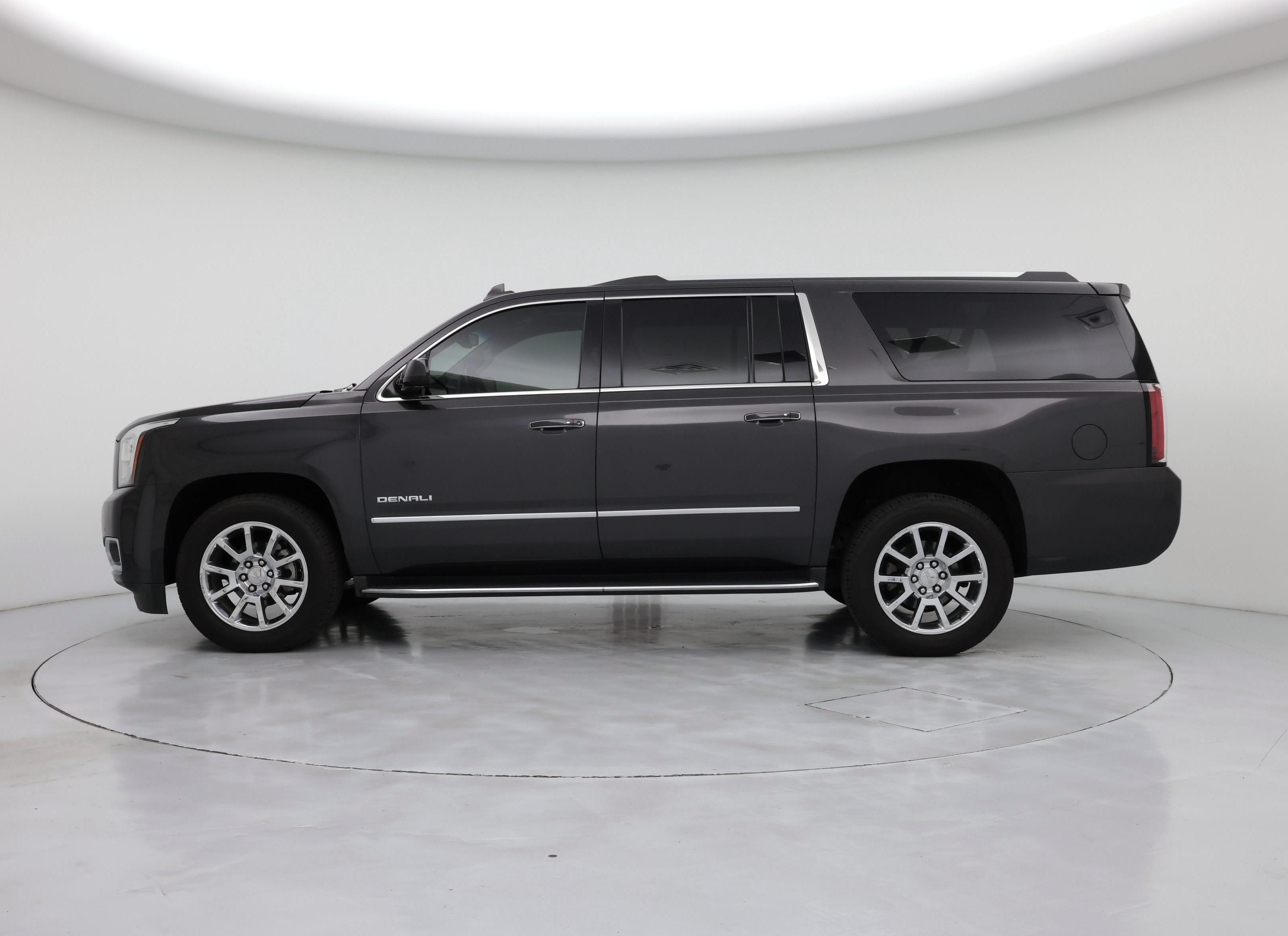 Thumbnail: 2017 GMC Yukon XL - 3