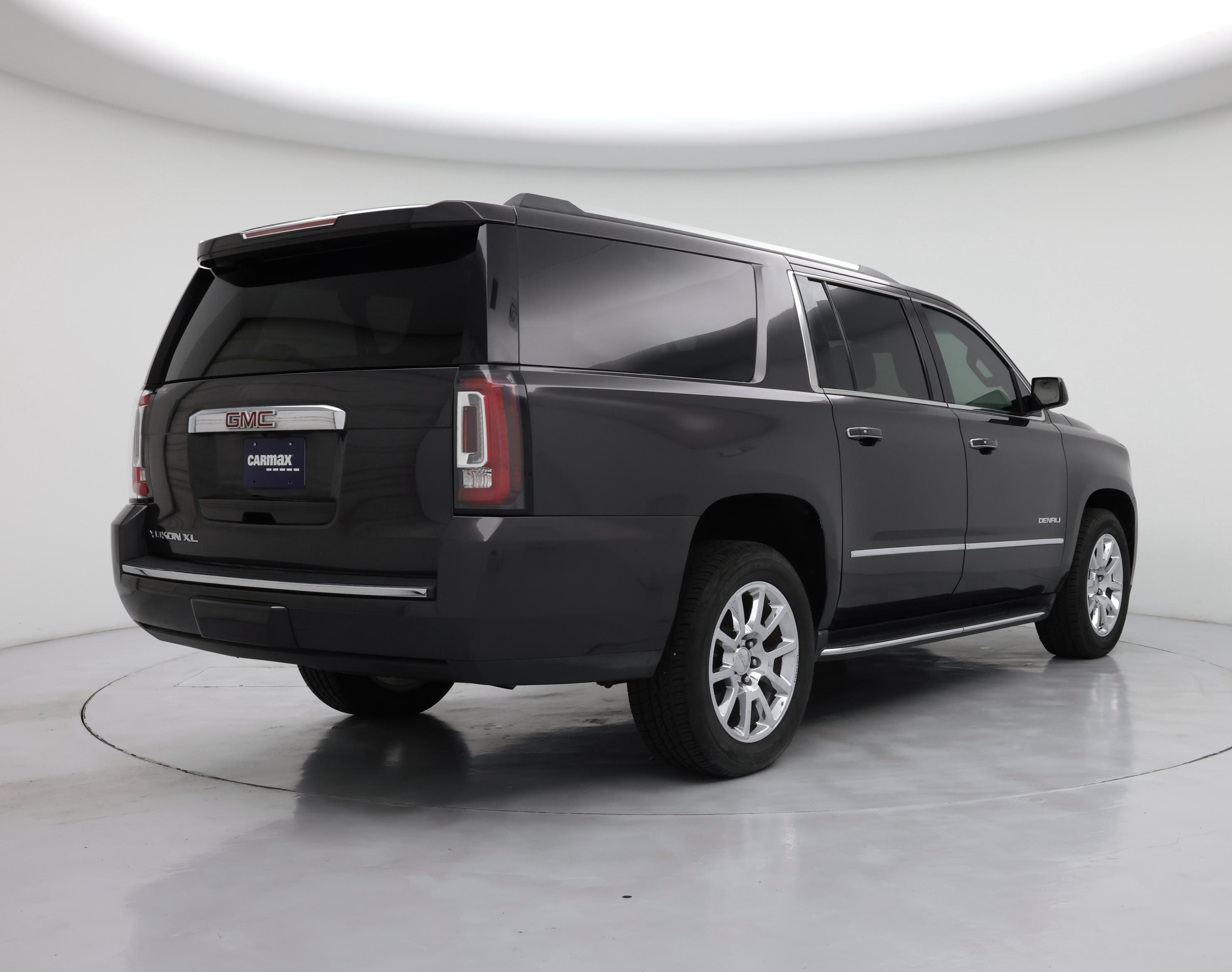 Thumbnail: 2017 GMC Yukon XL - 8