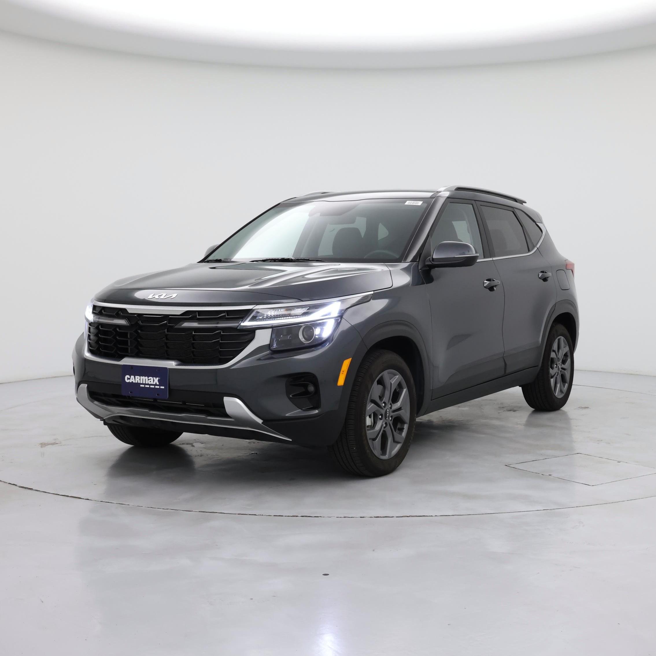 Thumbnail: 2024 Kia Seltos - 4