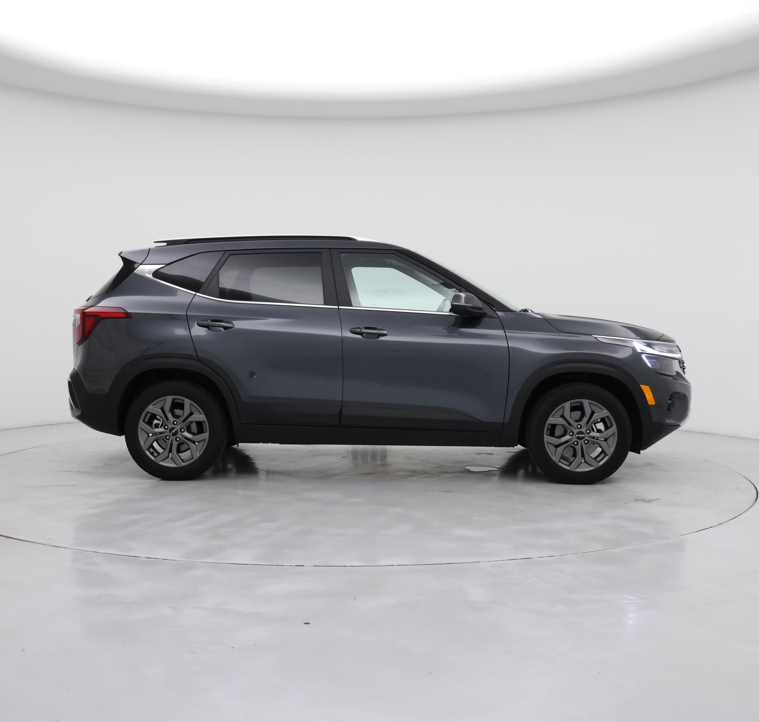 Thumbnail: 2024 Kia Seltos - 7