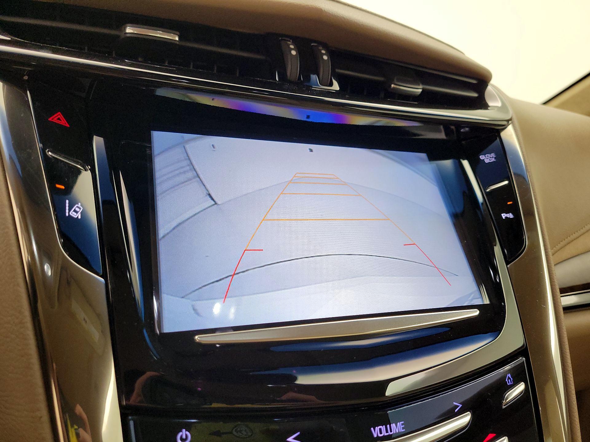 Thumbnail: 2016 Cadillac ELR - 15