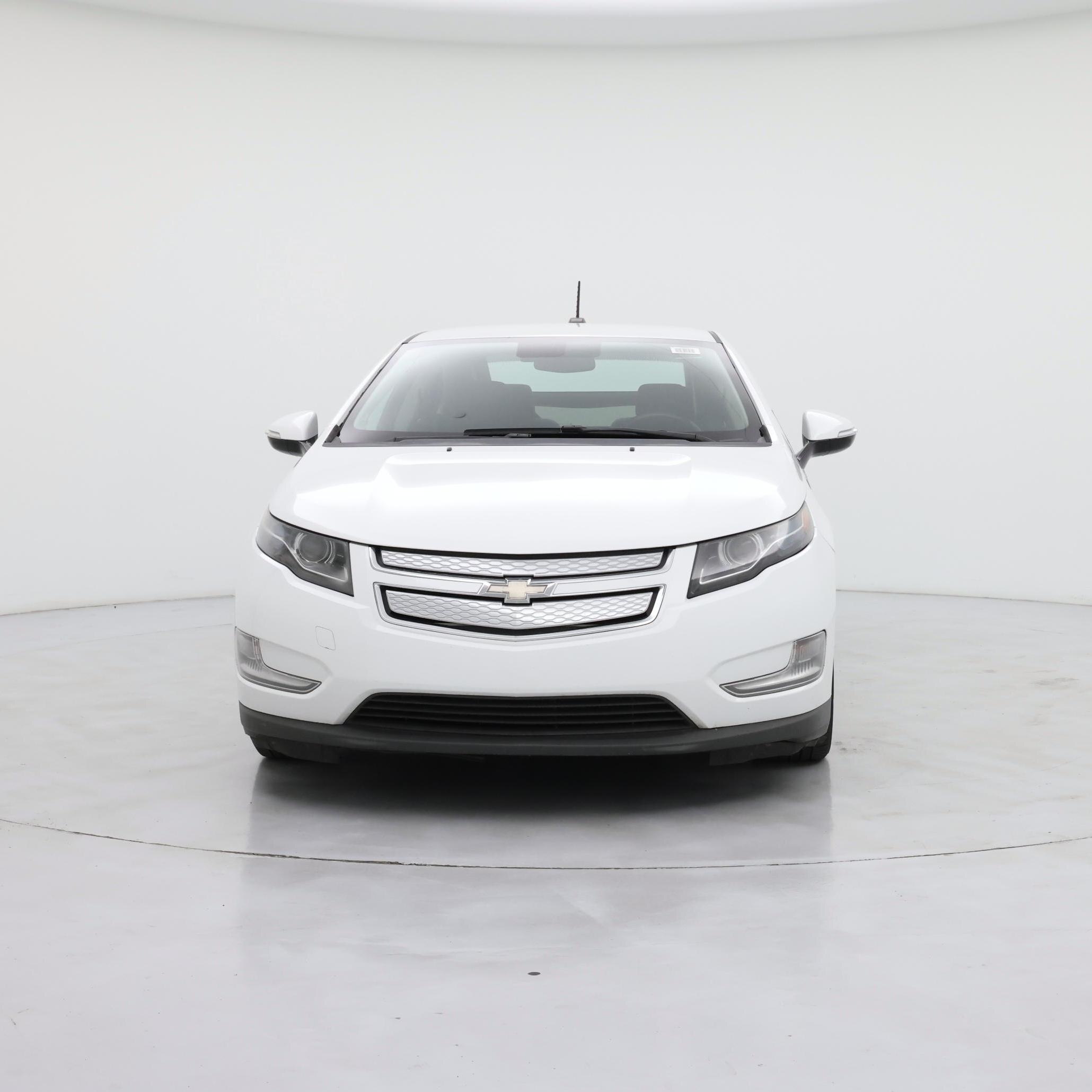Thumbnail: 2015 Chevrolet Volt - 5