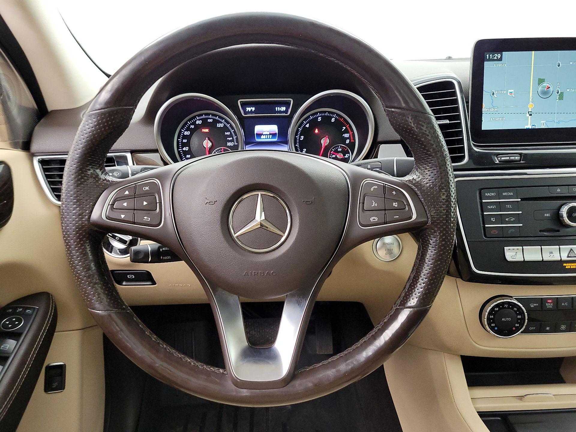Thumbnail: 2016 Mercedes-Benz GLE - 10