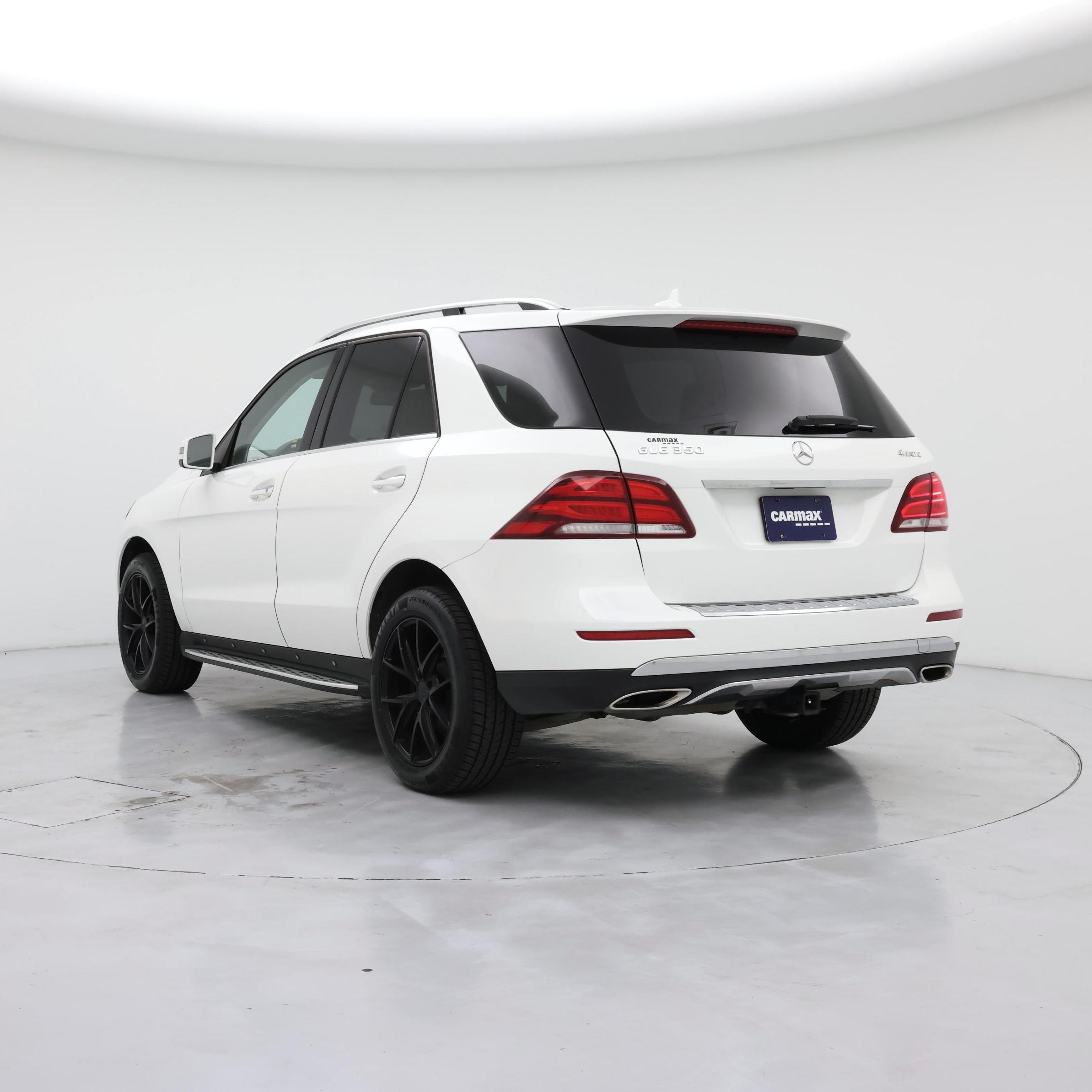 Thumbnail: 2016 Mercedes-Benz GLE - 2