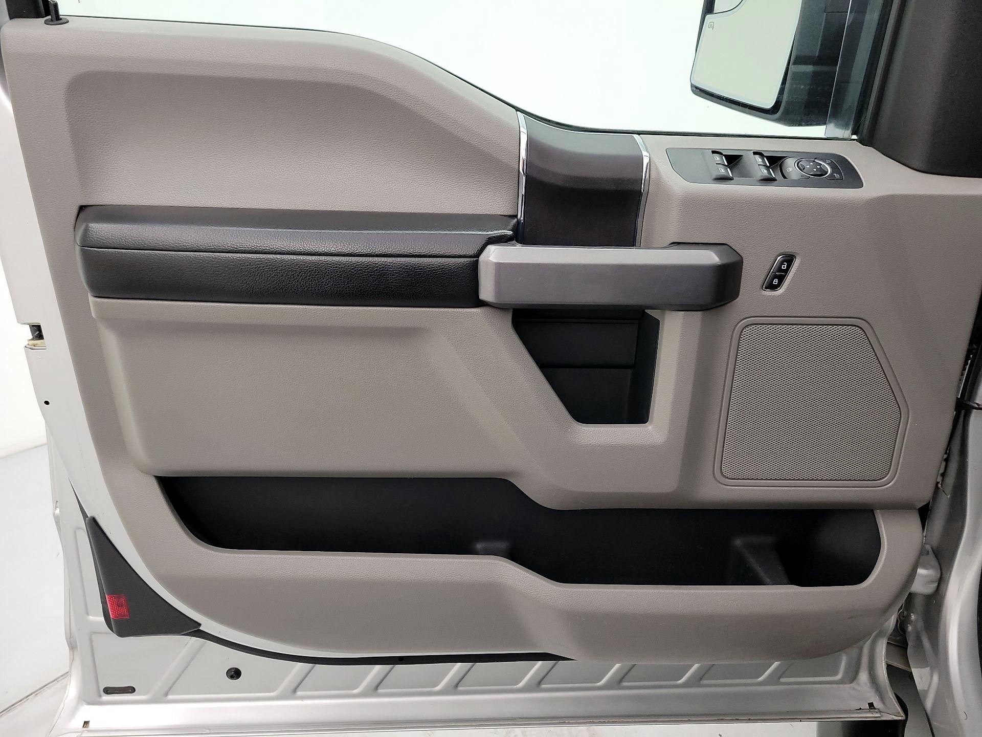 Thumbnail: 2015 Ford F-150 - 12