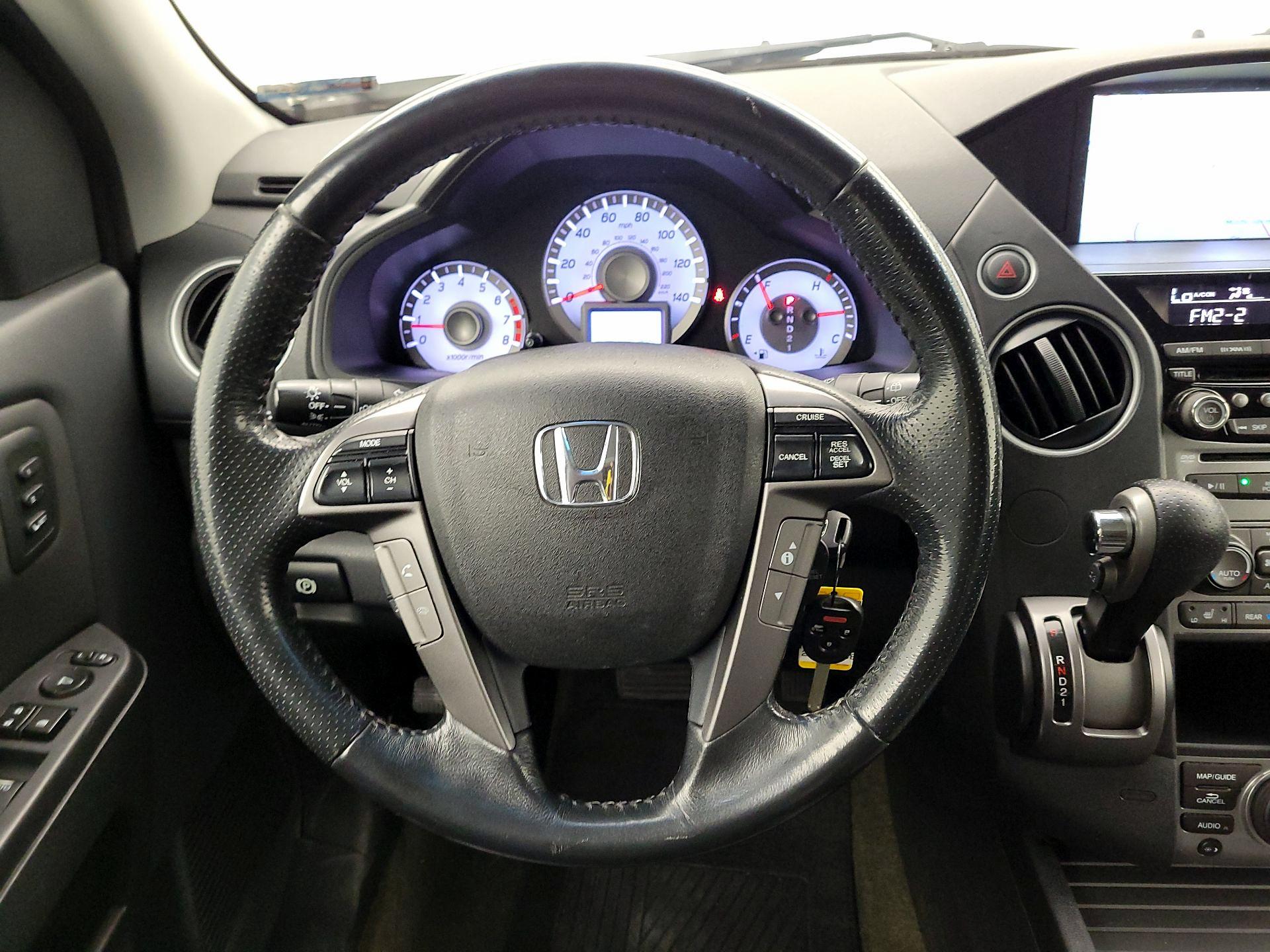 Thumbnail: 2015 Honda Pilot - 10
