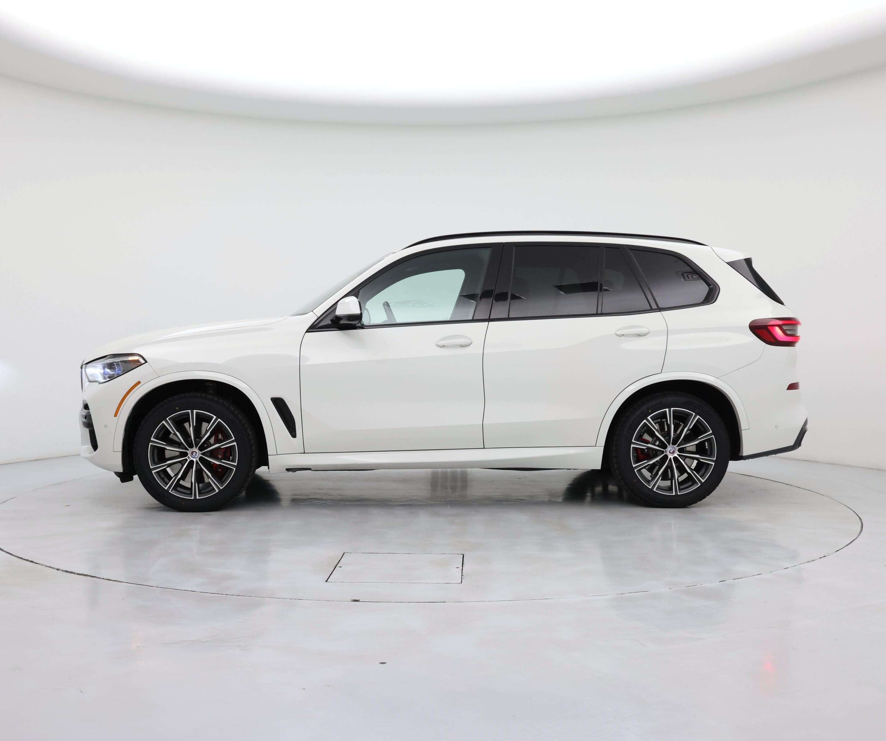 Thumbnail: 2023 BMW X5 - 3