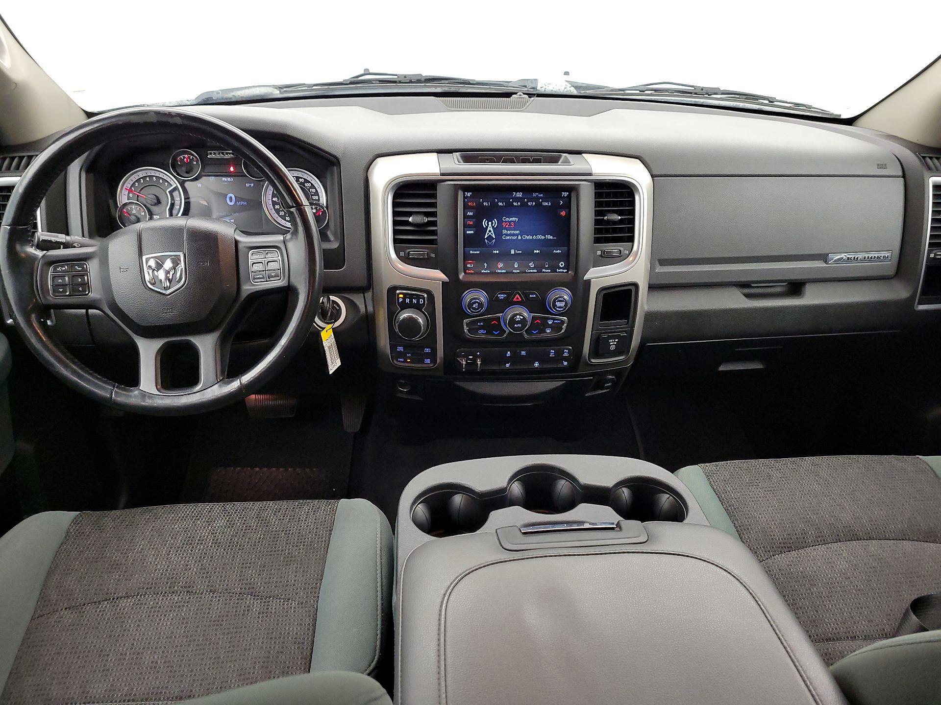 Thumbnail: 2019 RAM 1500 Classic - 9