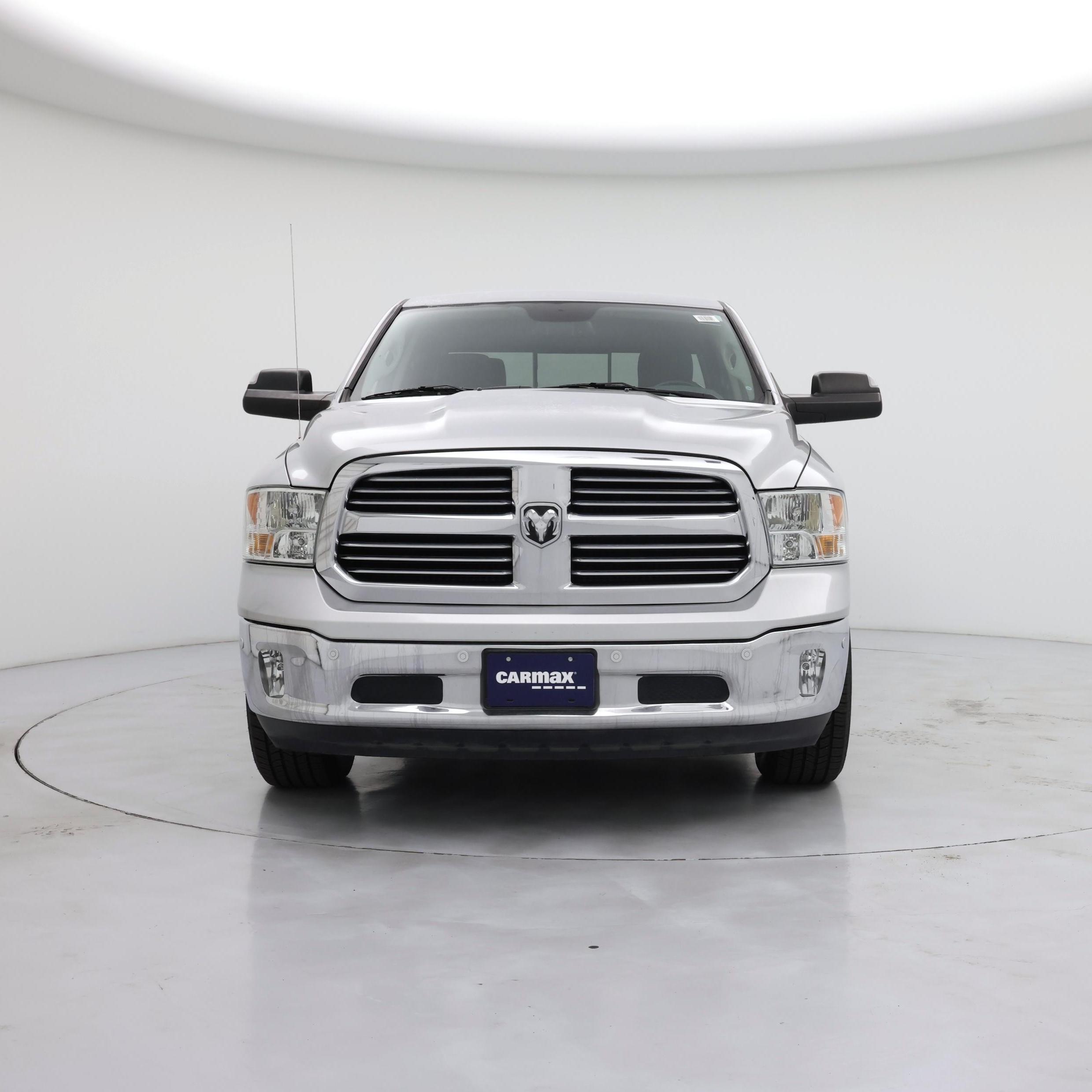 Thumbnail: 2019 RAM 1500 Classic - 5