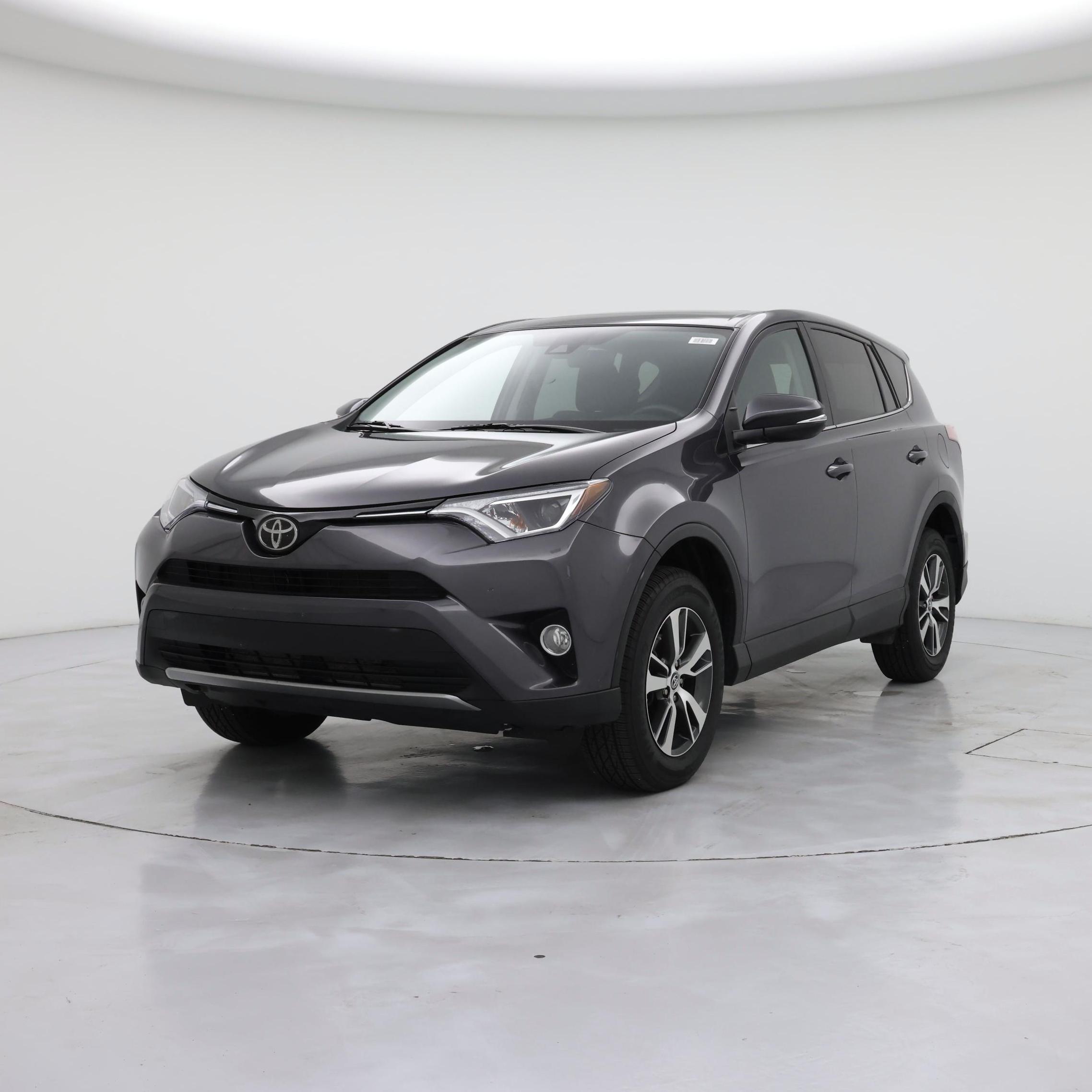 Thumbnail: 2018 Toyota RAV4 - 4