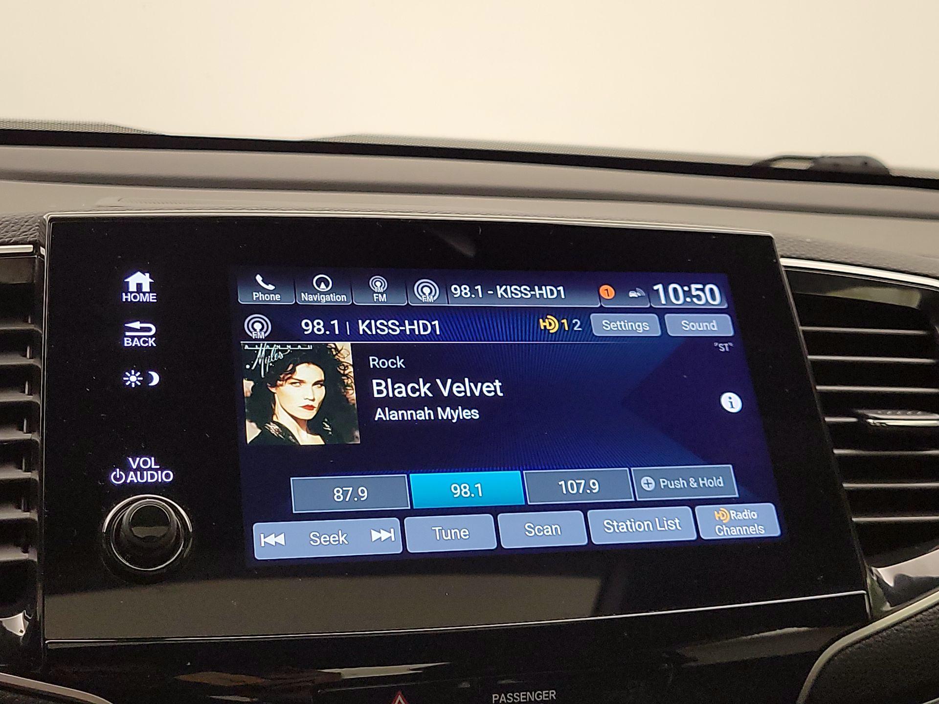 Thumbnail: 2021 Honda Pilot - 16