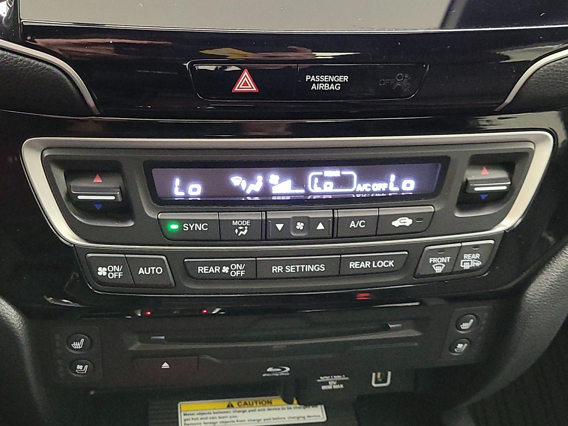 Thumbnail: 2021 Honda Pilot - 17