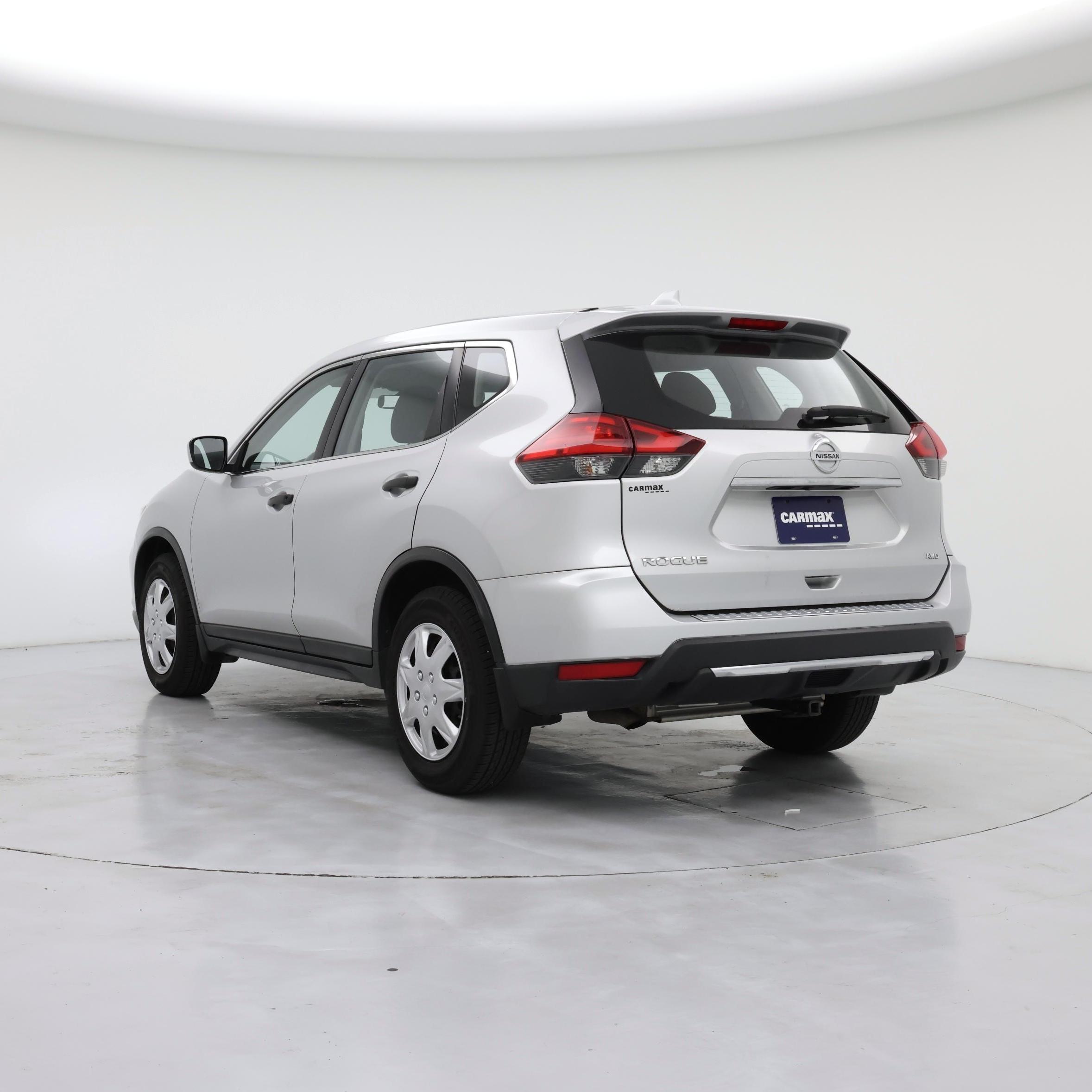 Thumbnail: 2017 Nissan Rogue - 2