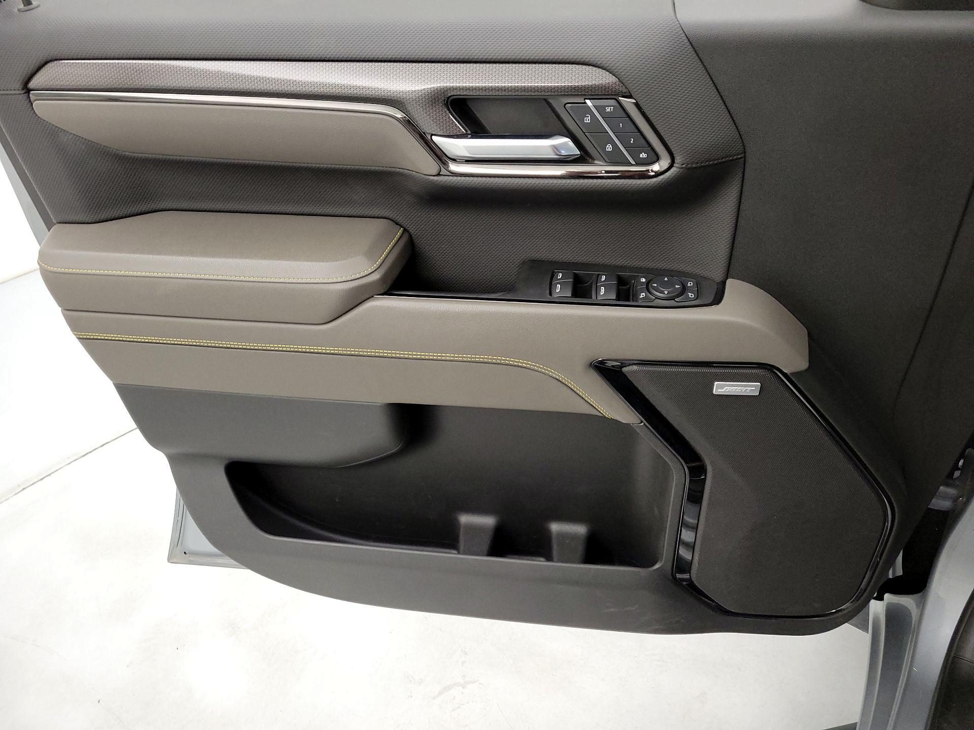 Thumbnail: 2023 Chevrolet Silverado 1500 - 12