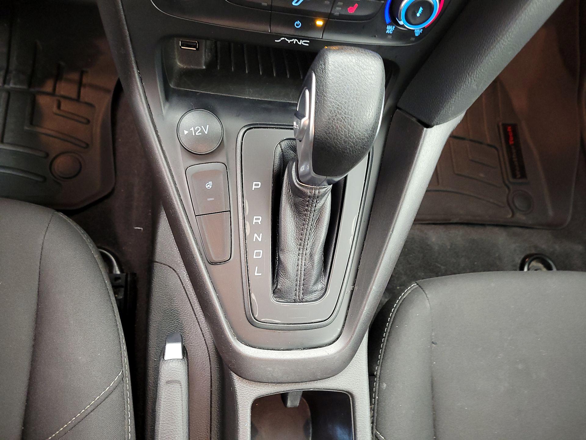 Thumbnail: 2018 Ford Focus - 17