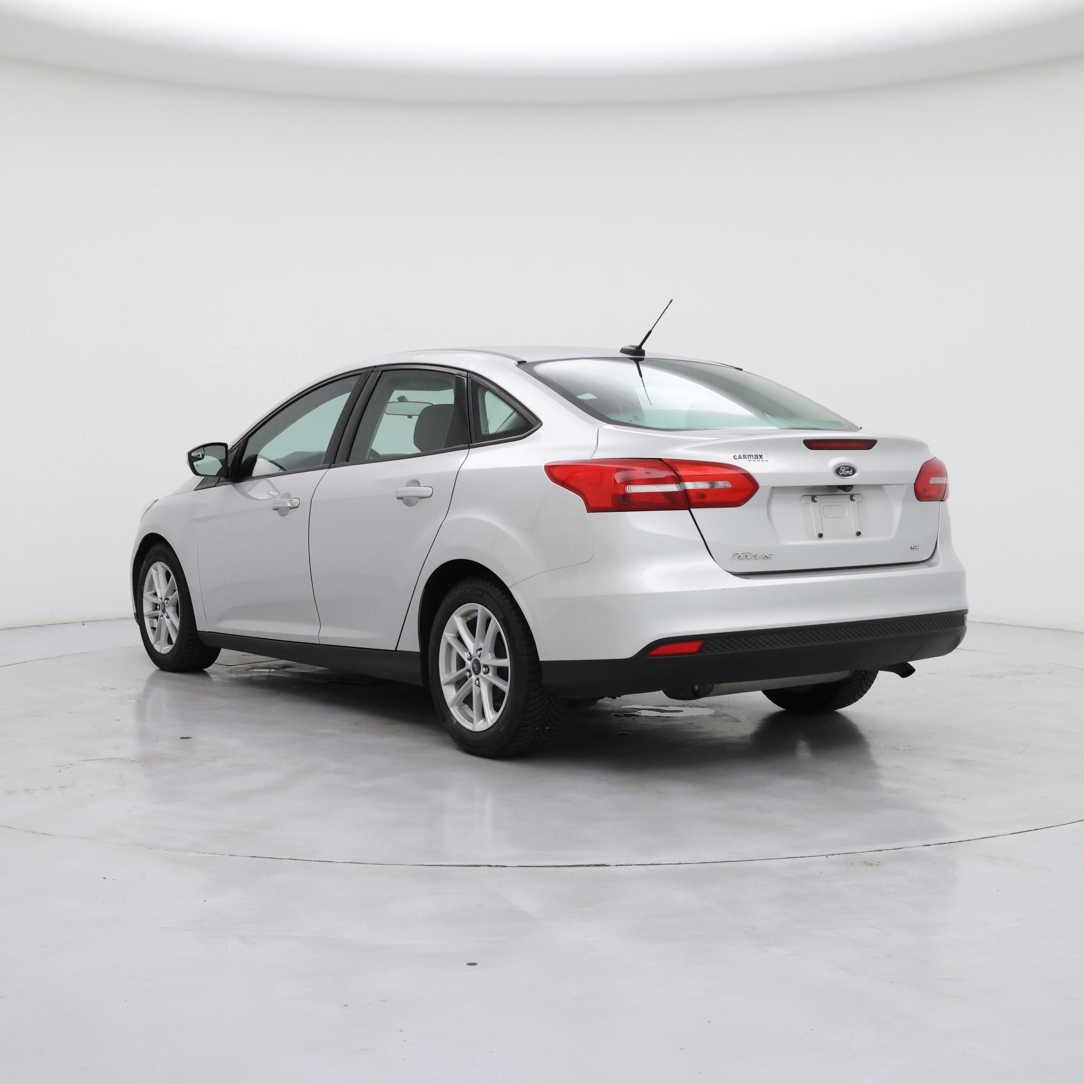 Thumbnail: 2018 Ford Focus - 2