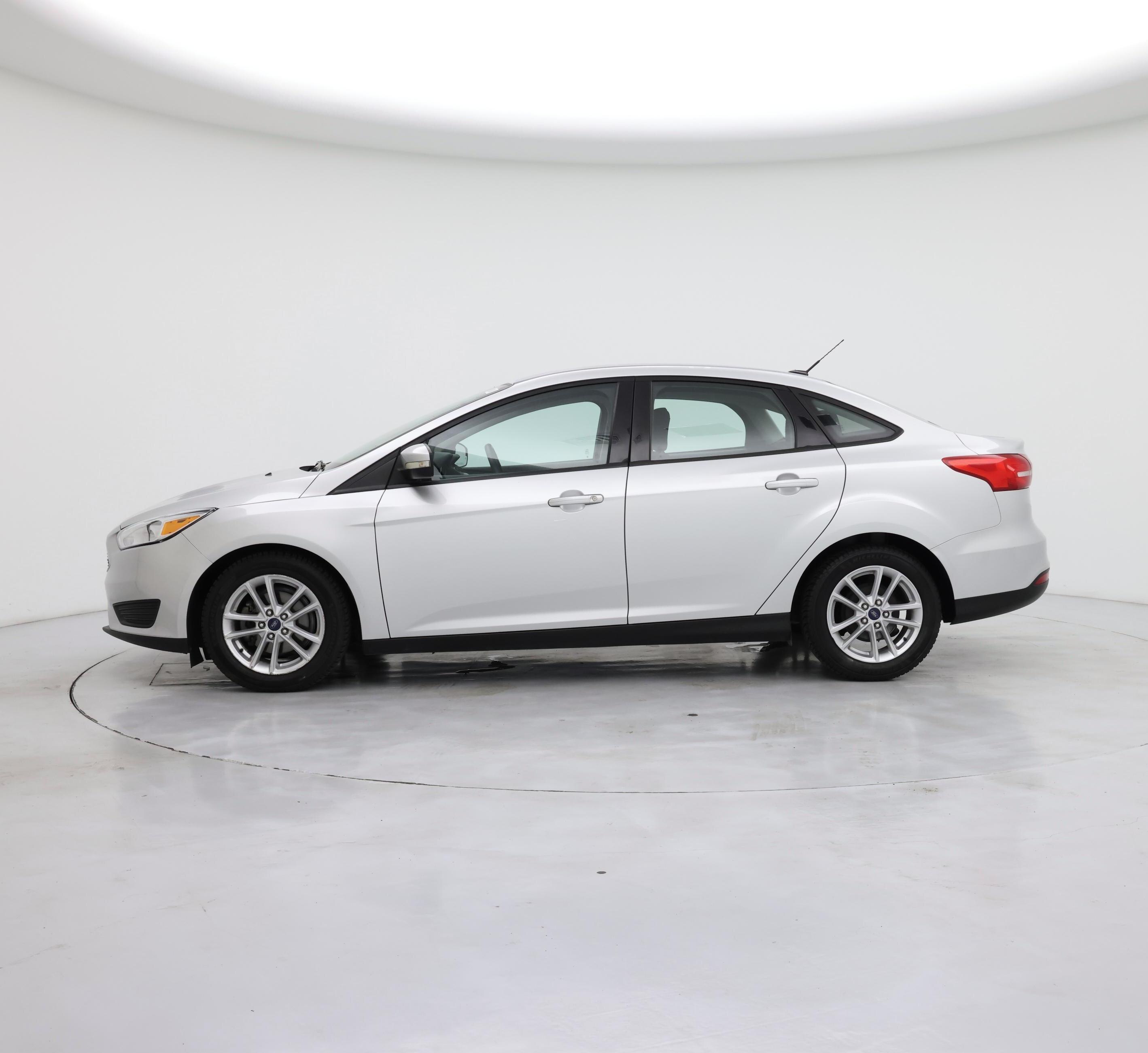 Thumbnail: 2018 Ford Focus - 3