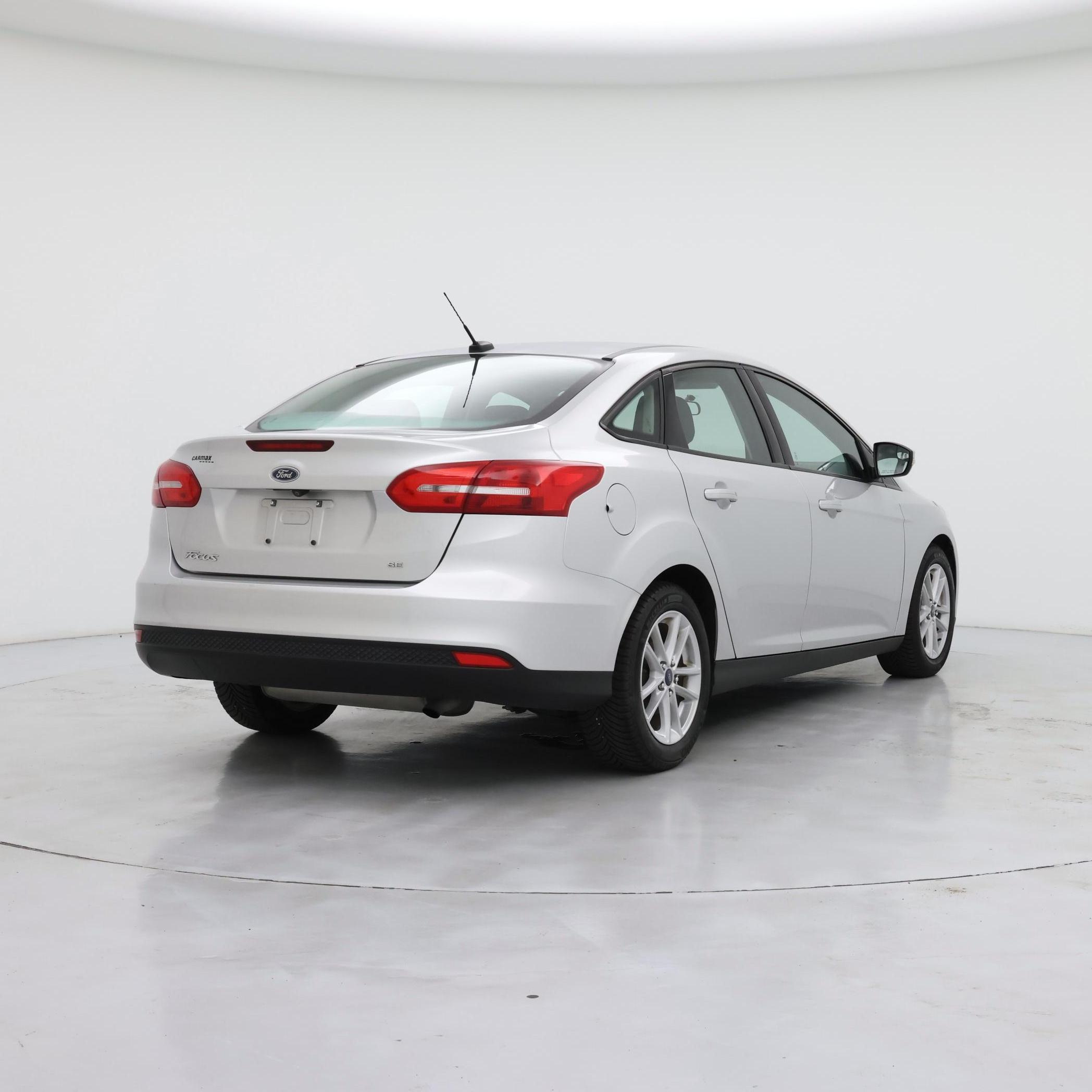Thumbnail: 2018 Ford Focus - 8