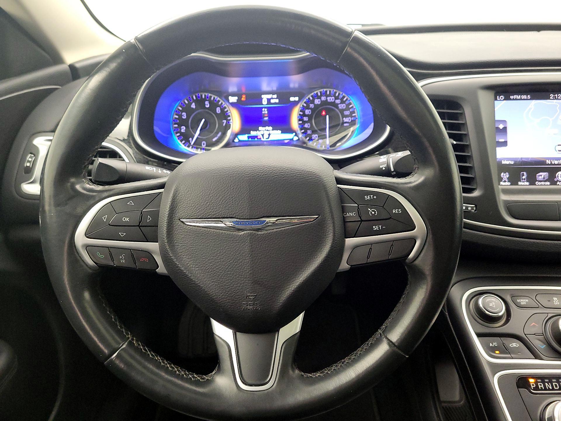 Thumbnail: 2015 Chrysler 200 - 10