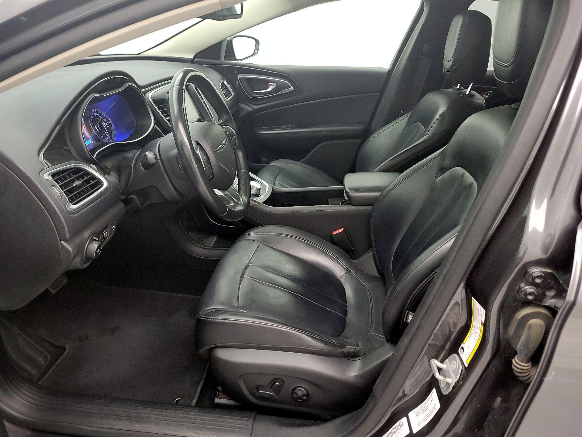 Thumbnail: 2015 Chrysler 200 - 11
