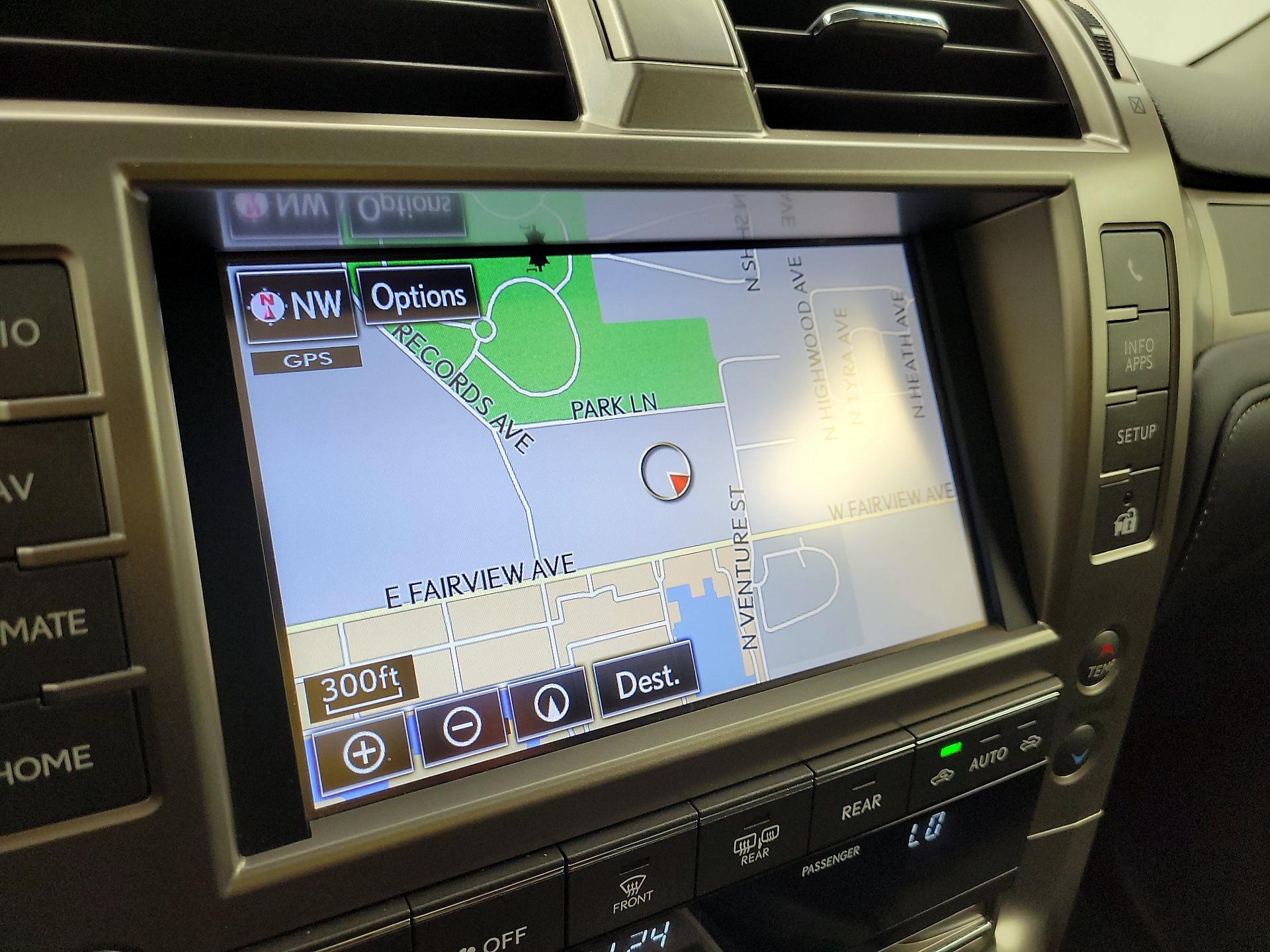 Thumbnail: 2014 Lexus GX - 14