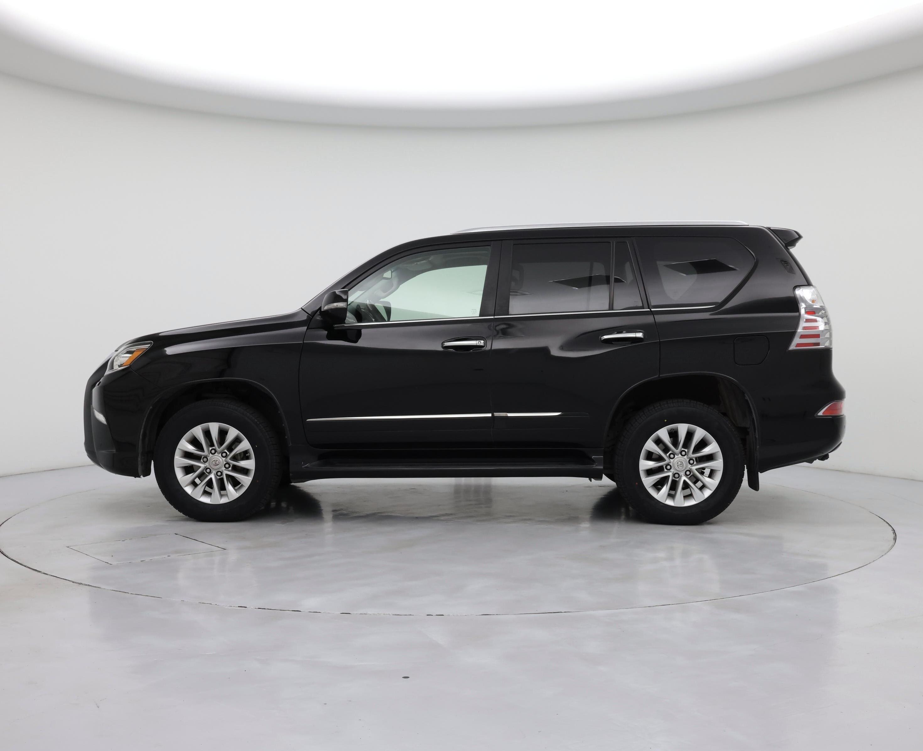 Thumbnail: 2014 Lexus GX - 3