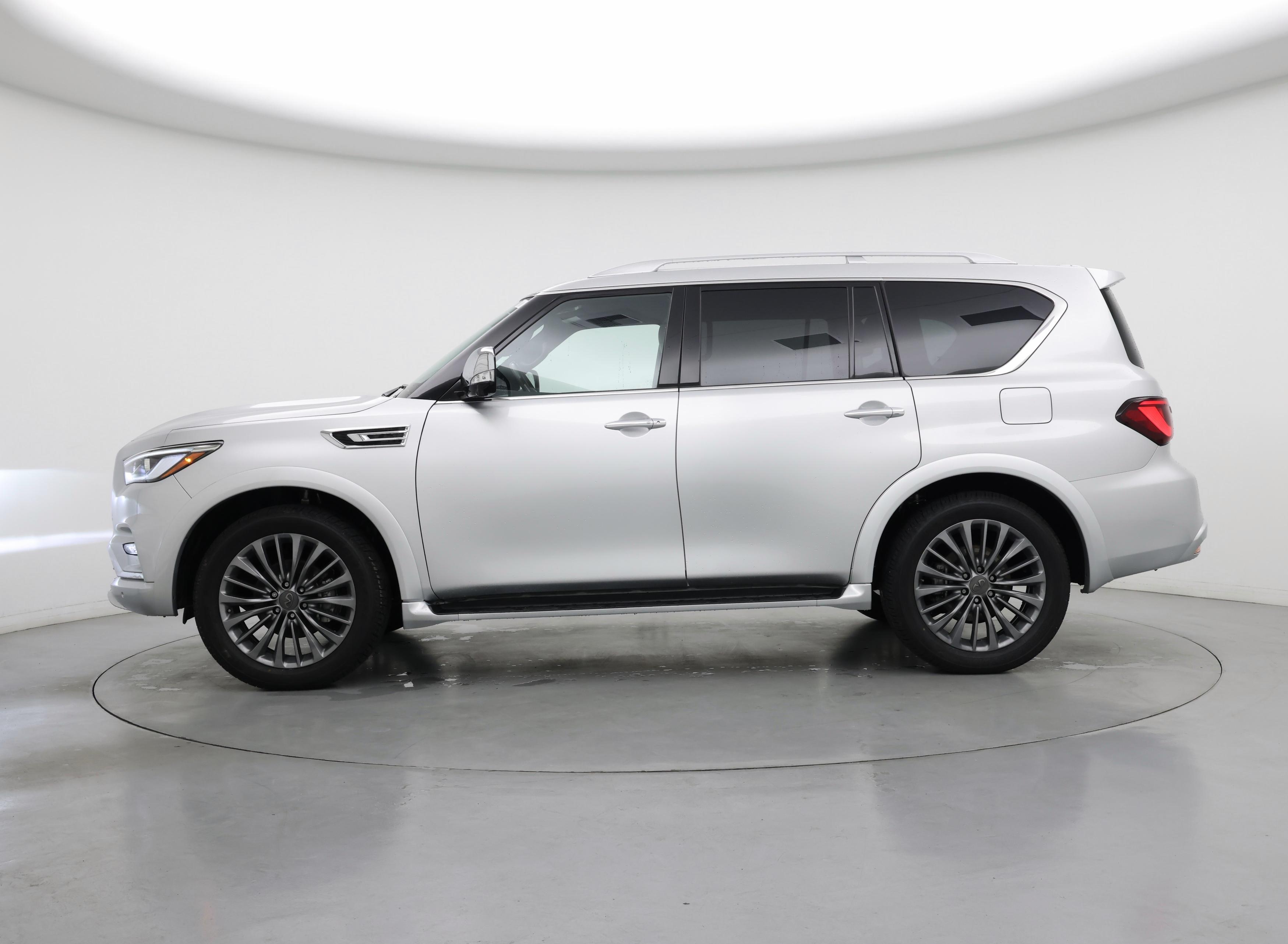 Thumbnail: 2023 INFINITI QX80 - 3